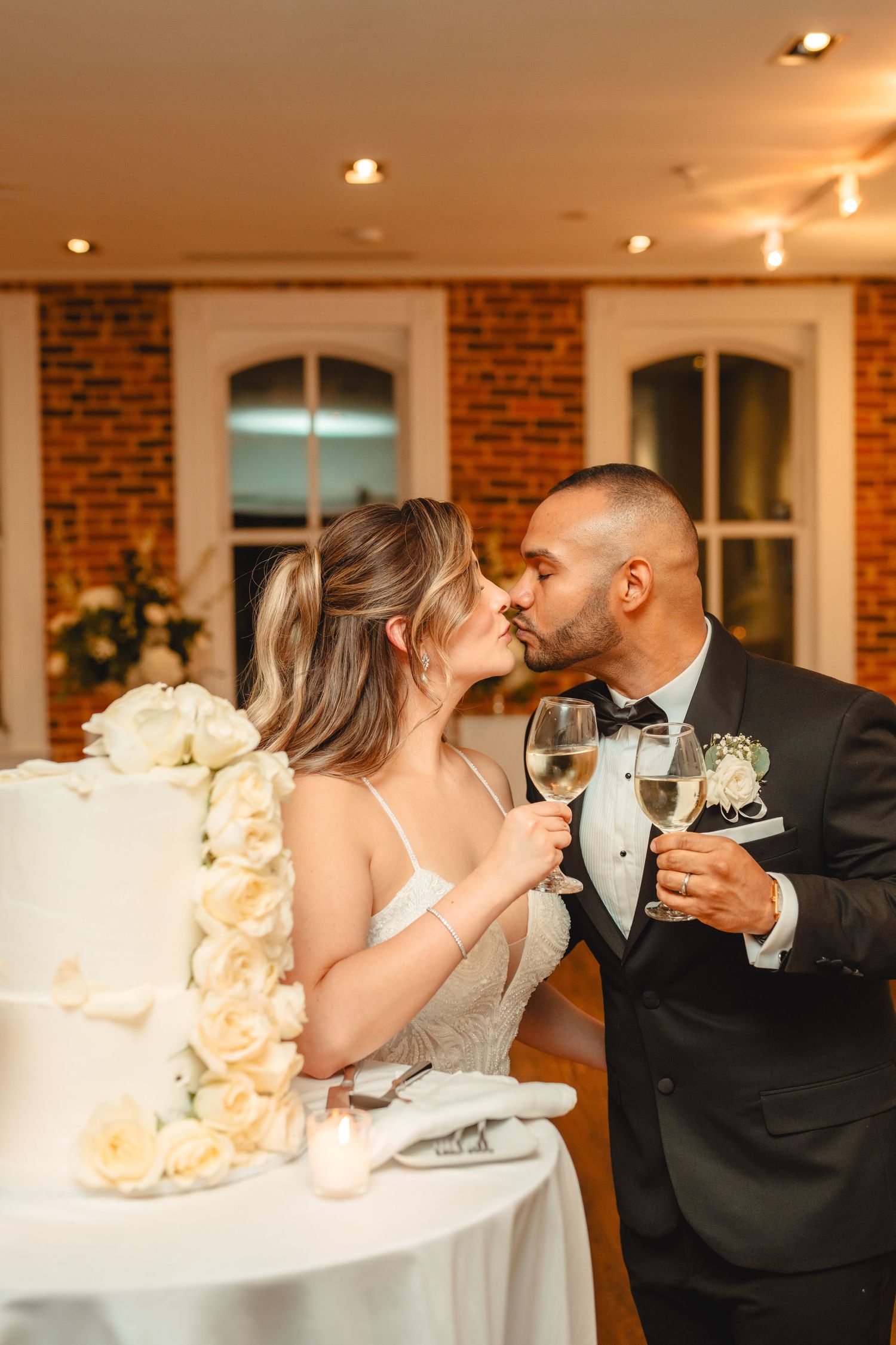 Wedding Photographer, Engagement photographer, Family photographer & Headshot Photography in Maryland, DC & Virginia