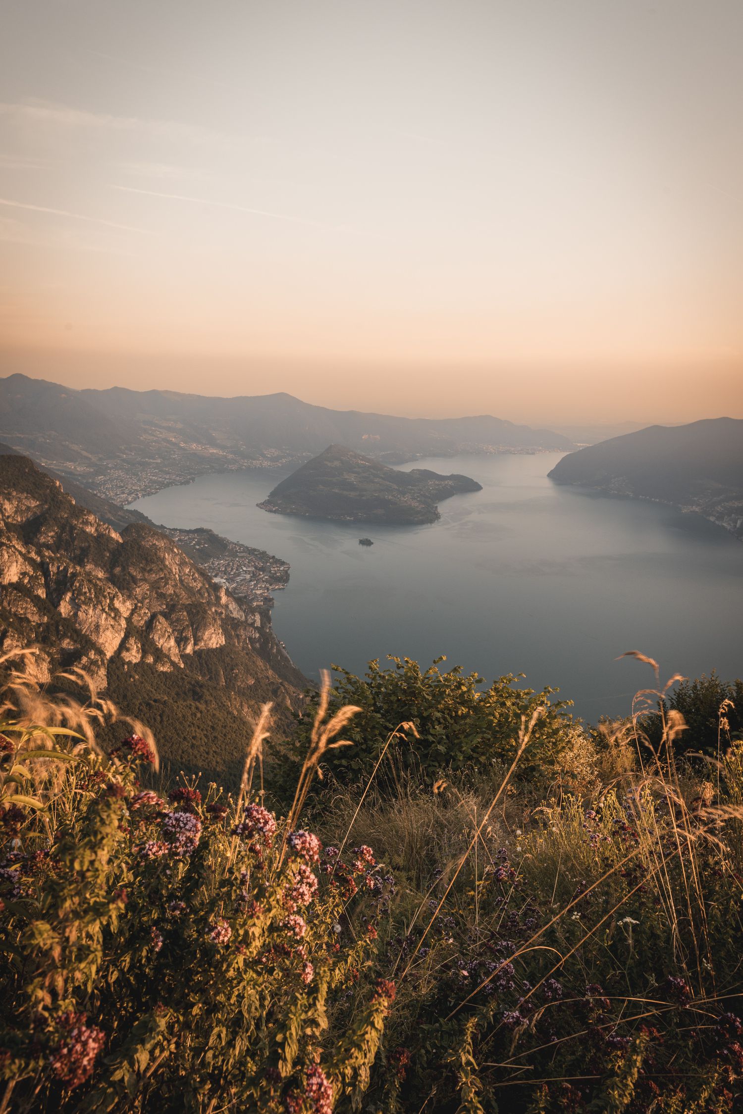 Paesaggio-scorcio-corno-trentapassi-vista-lago-andrea-pedretti-06
