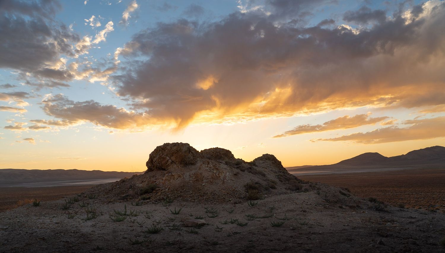 A special final sunset in western Nevada after 2.5 months traveling in a van.