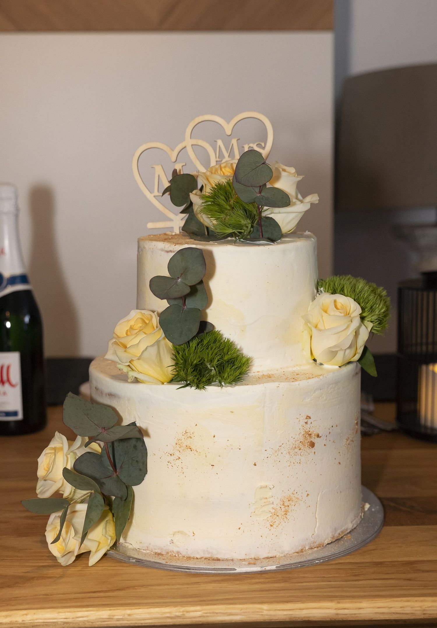 Hochzeitstorte bei der Feier – Hochzeitsfotograf Gummersbach & Siegen Angelo Vella