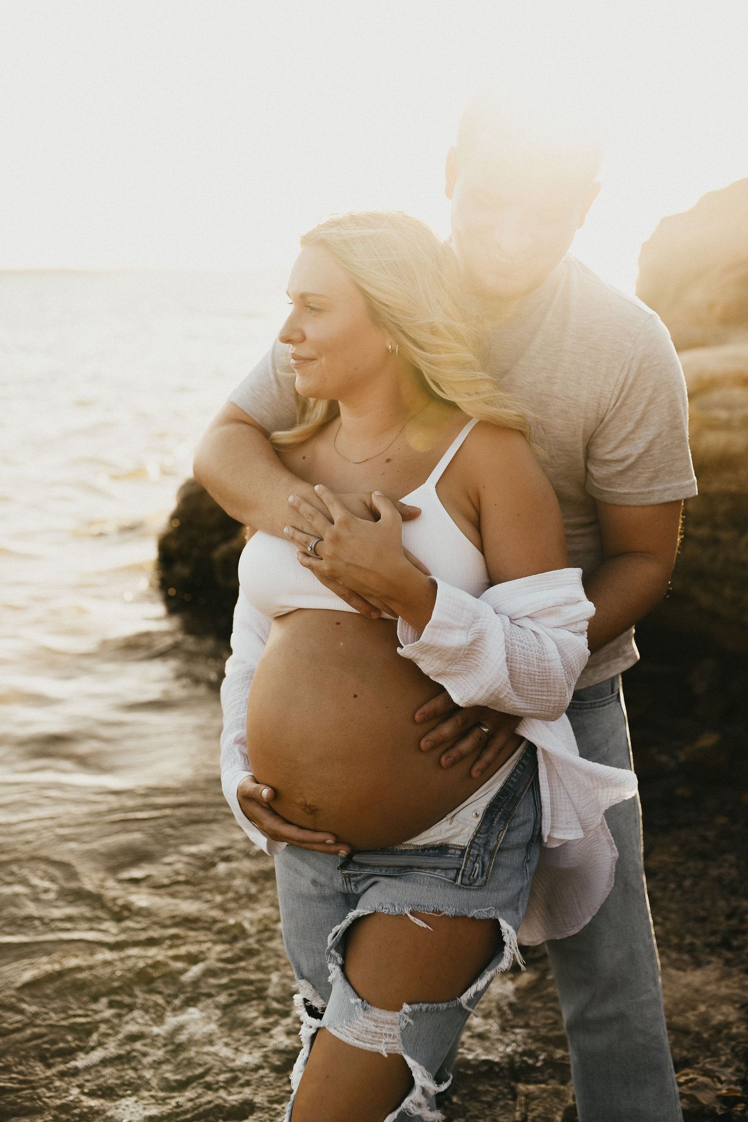 Casual summer maternity photography at Murrell Park near Flower Mound, Texas
