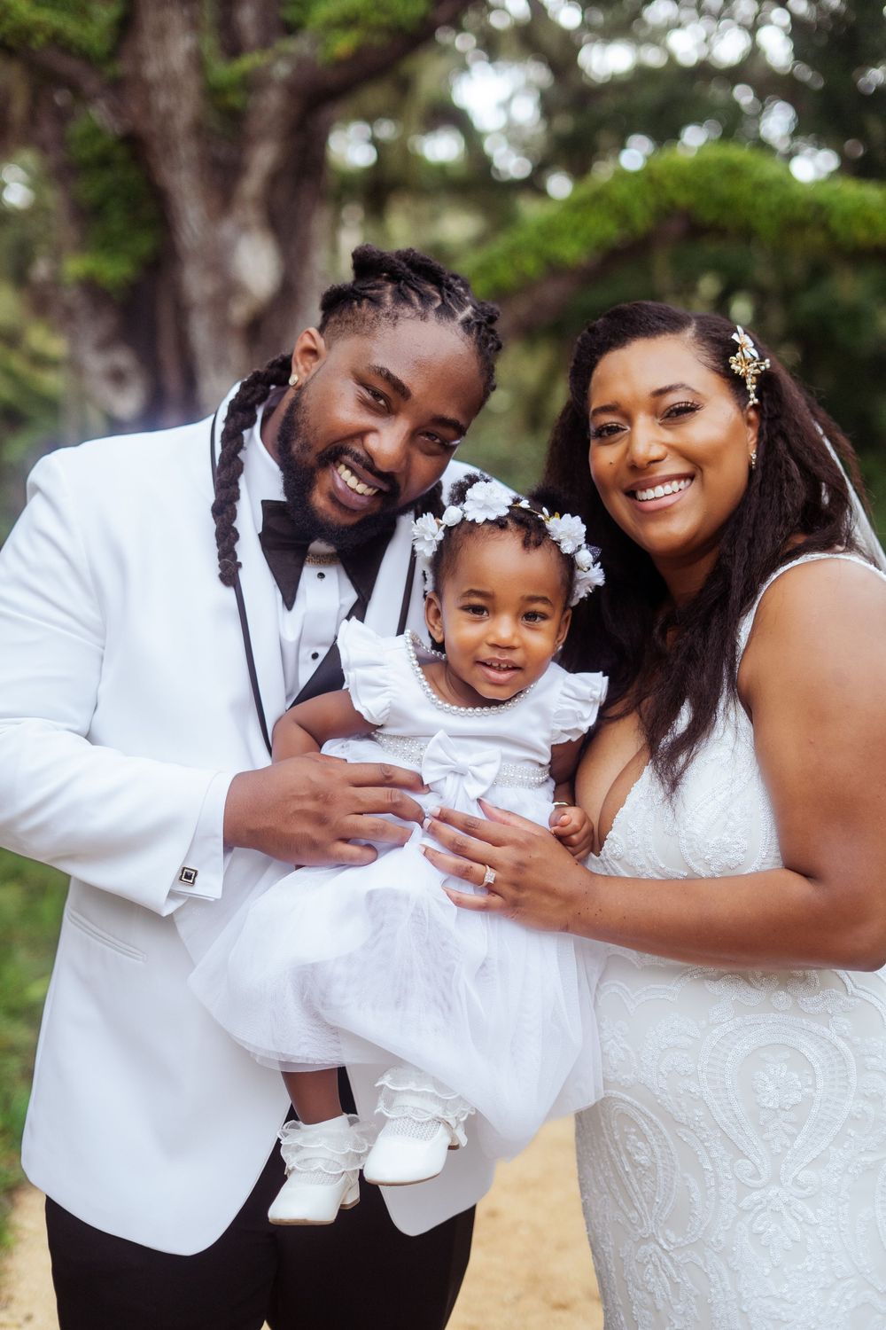 Washington Oaks Gardens State Park Wedding portraits in Palm Coast, Florida. Family portrait photography.