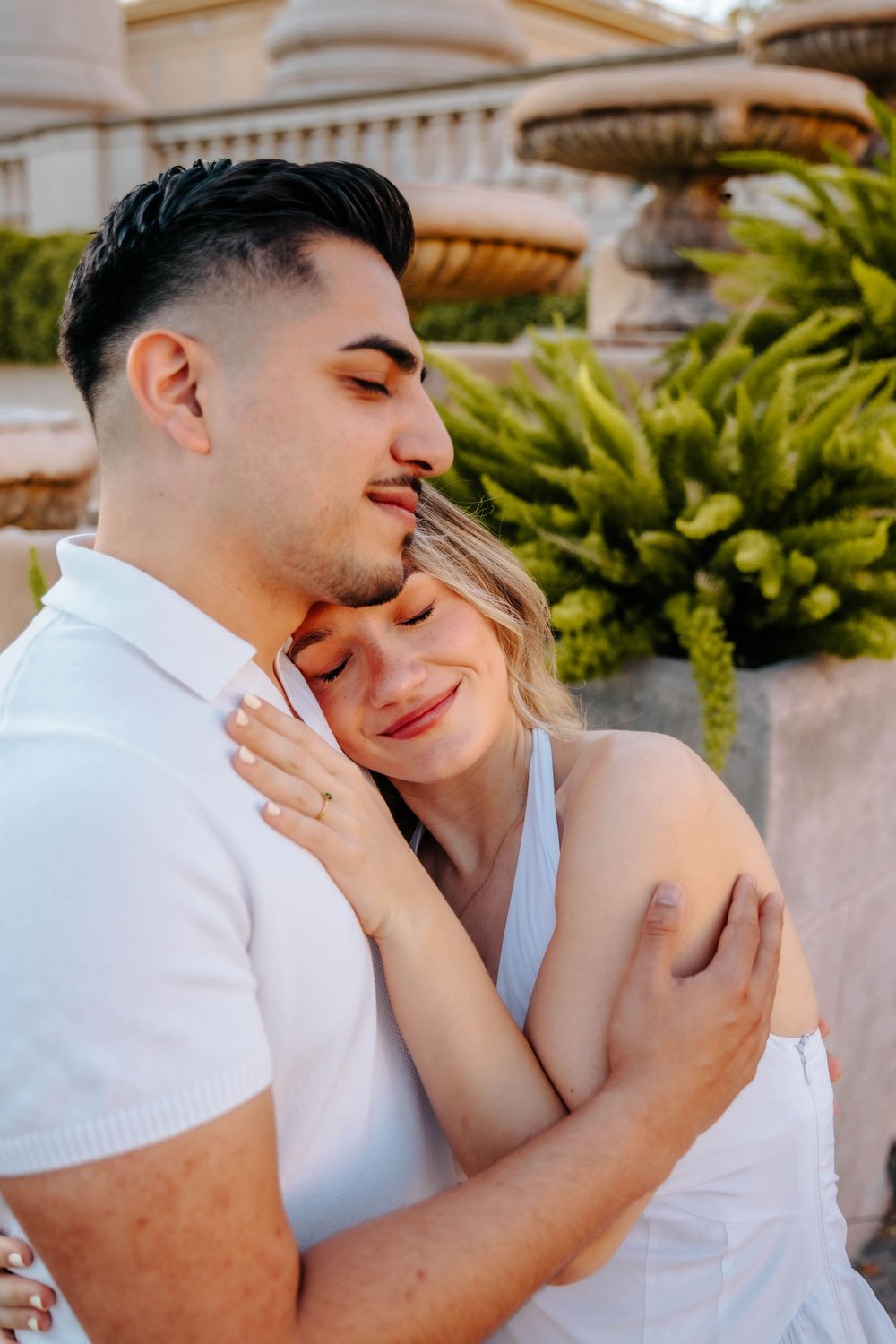 Natural couple portraits Barcelona
