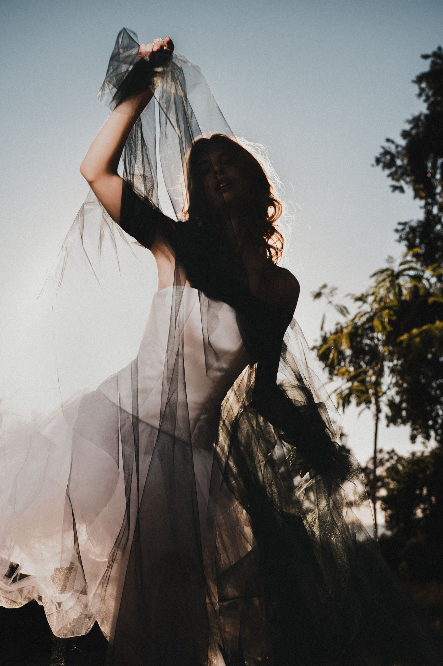 Bridal fashion photography Lanieri and Valerie Moreau in Marbella, Nerja, and Málaga. Photo Roberto Centurión.