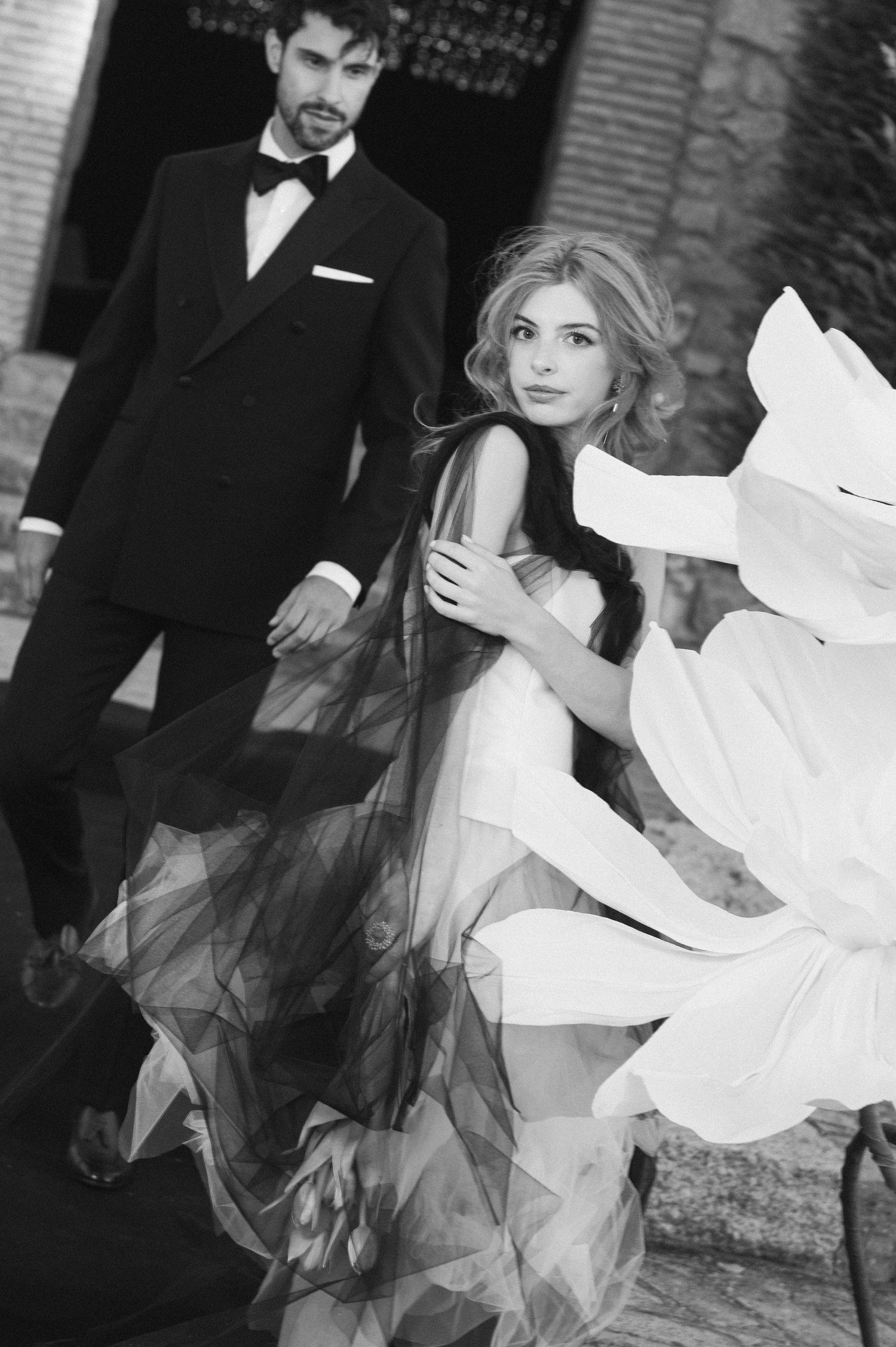 Servizio di moda nuziale Lanieri e Valerie Moreau che cattura l’eleganza sulla Costa del Sol. Foto Roberto Centurión.