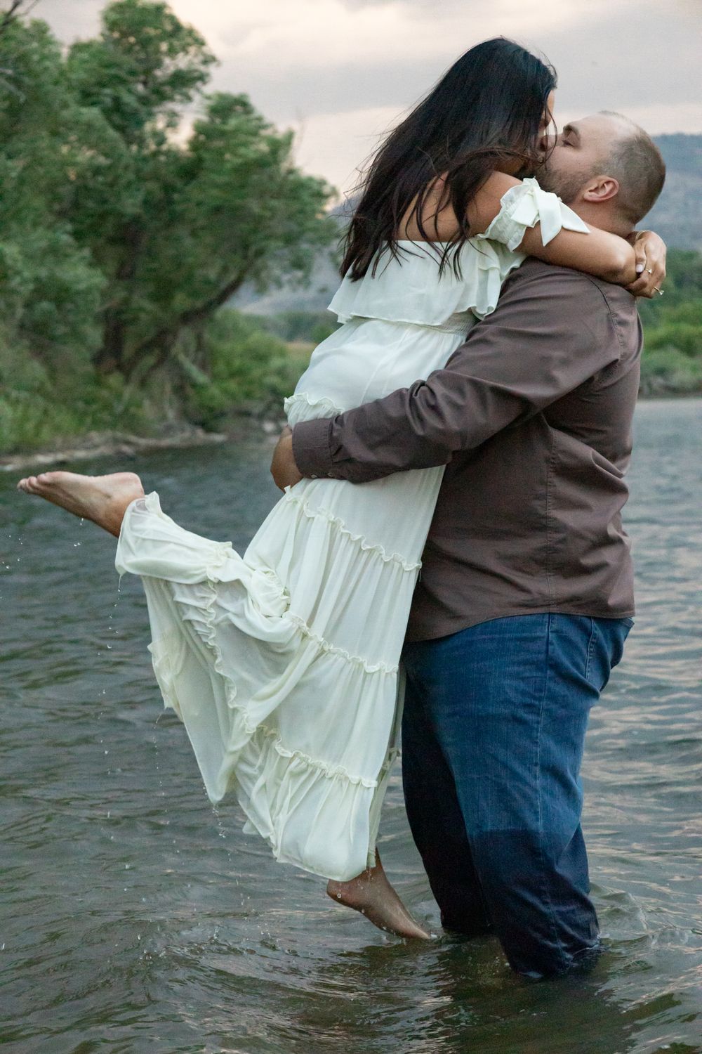Engagement photoshoot in Lakewood, Colorado