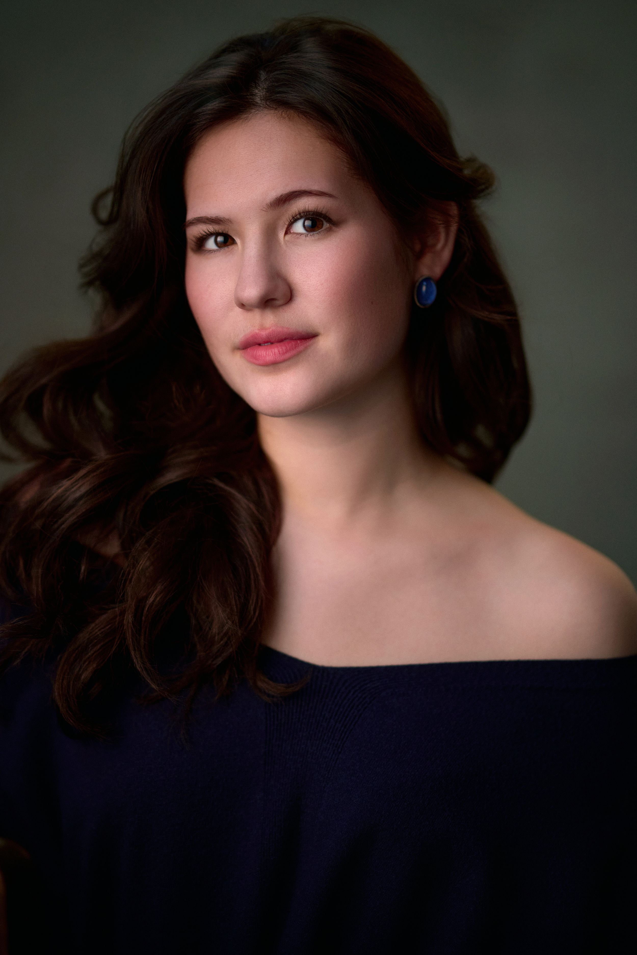 Headshot of actor Emma Dawes