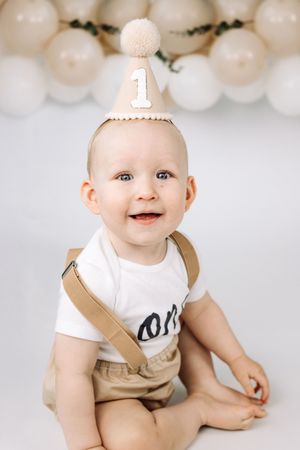 Amy Gray Photography | Newborn, Cake smash, Headshots, Couple, Children, maternity & Family Photographer in Ayr and Girvan