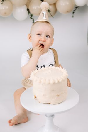 Amy Gray Photography | Newborn, Cake smash, Headshots, Couple, Children, maternity & Family Photographer in Ayr and Girvan
