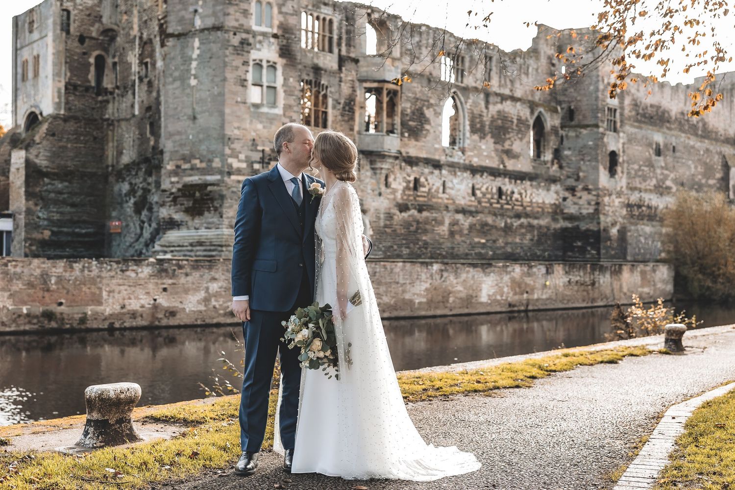 Relaxed wedding couple photography Newark Castle grounds