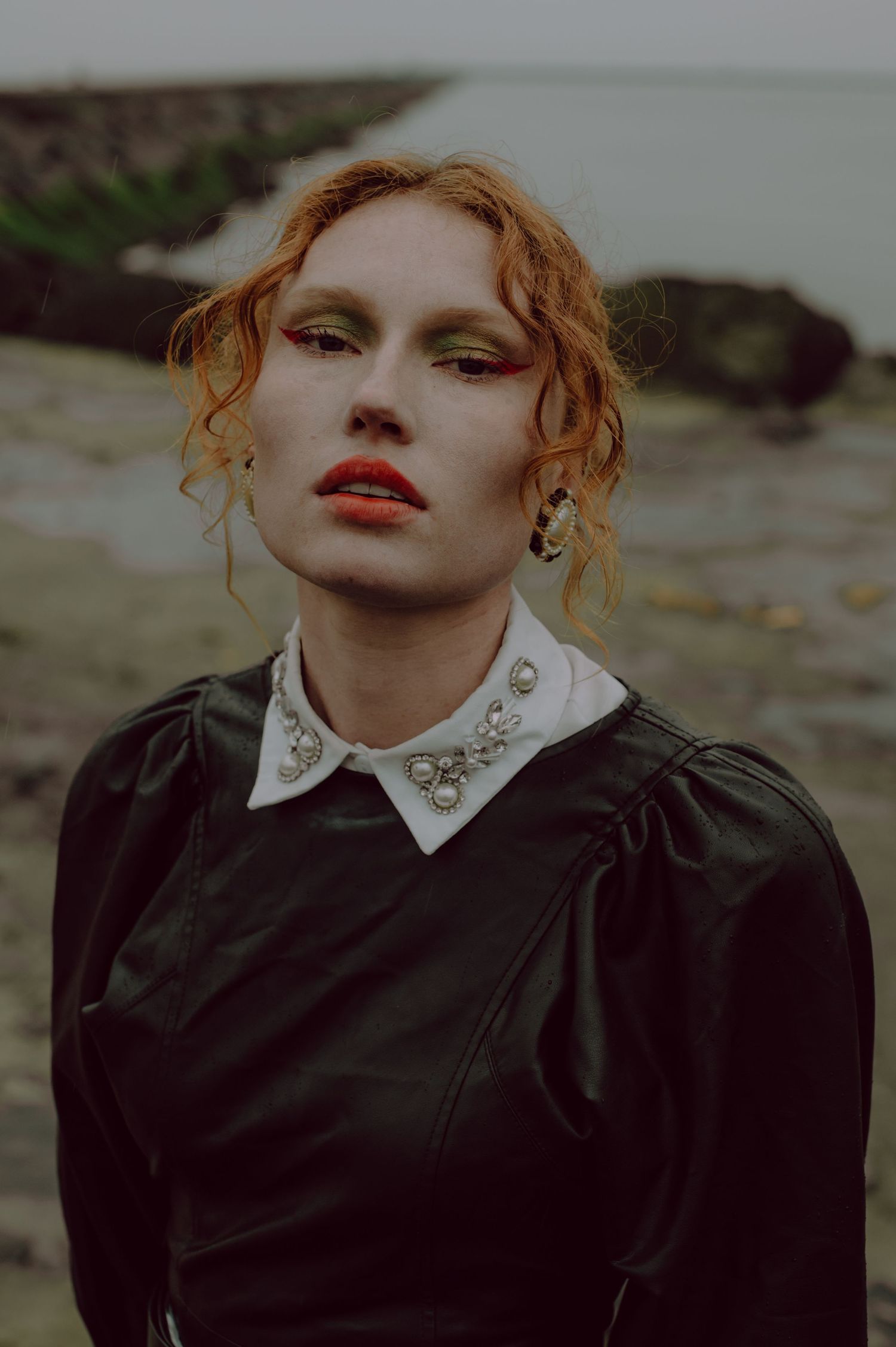 ART82STUDIO offers full-service fashion and e-commerce photography in Amsterdam.