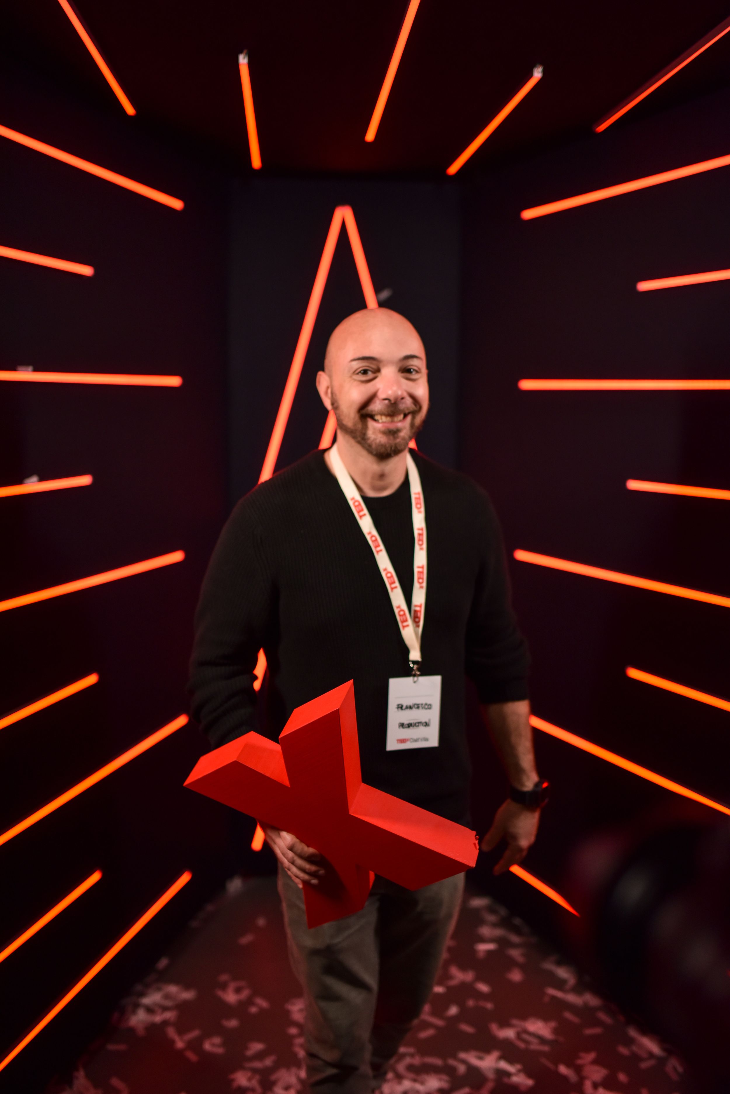 vogue-booth-red-lights-tedx-daltvila