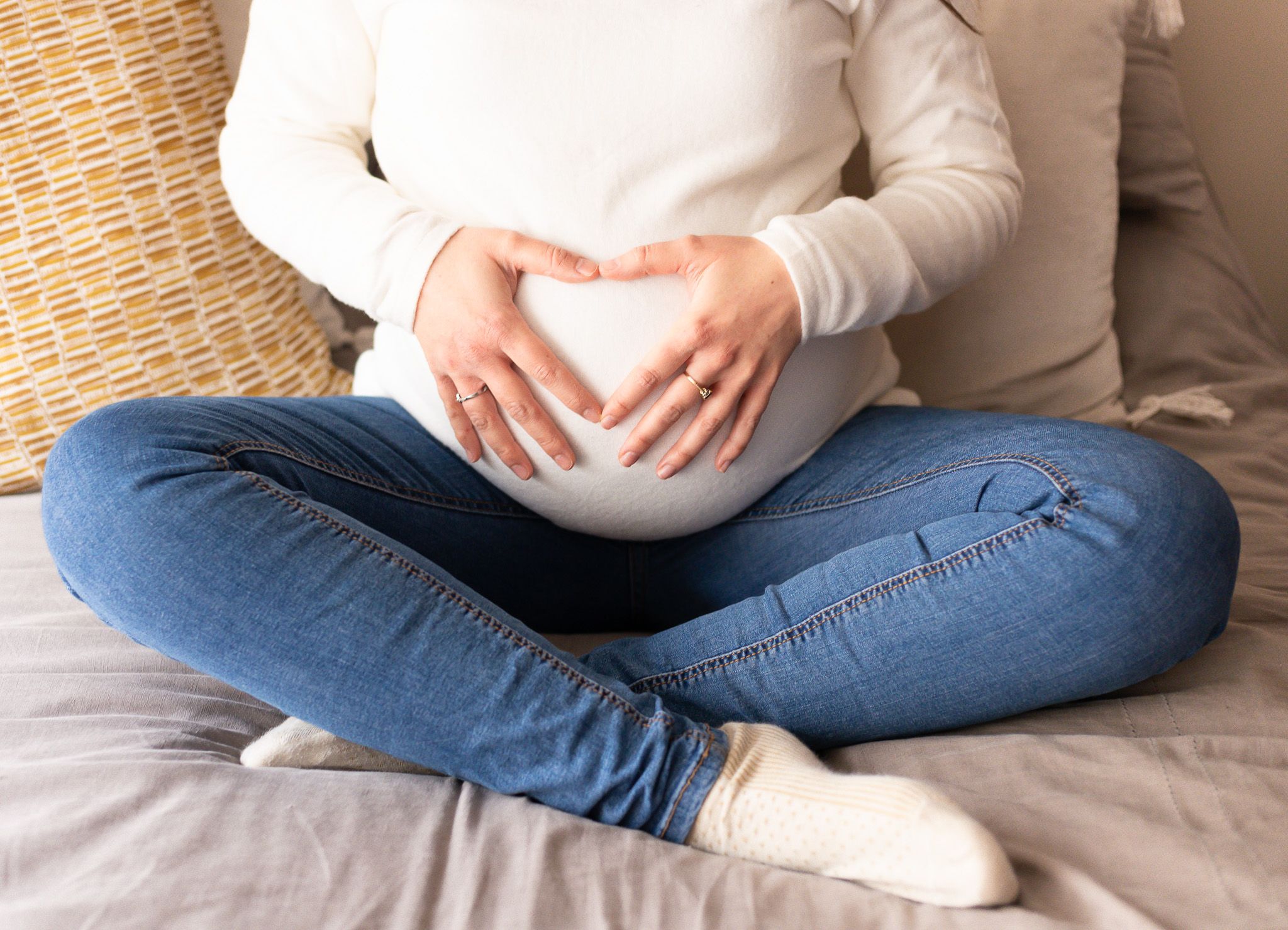 min fotografia chile sesiones embarazada casa domicilio
