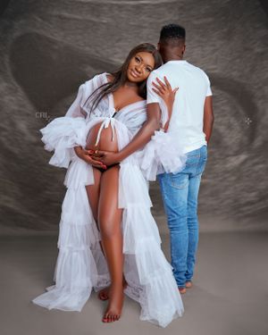 Pregnant couple