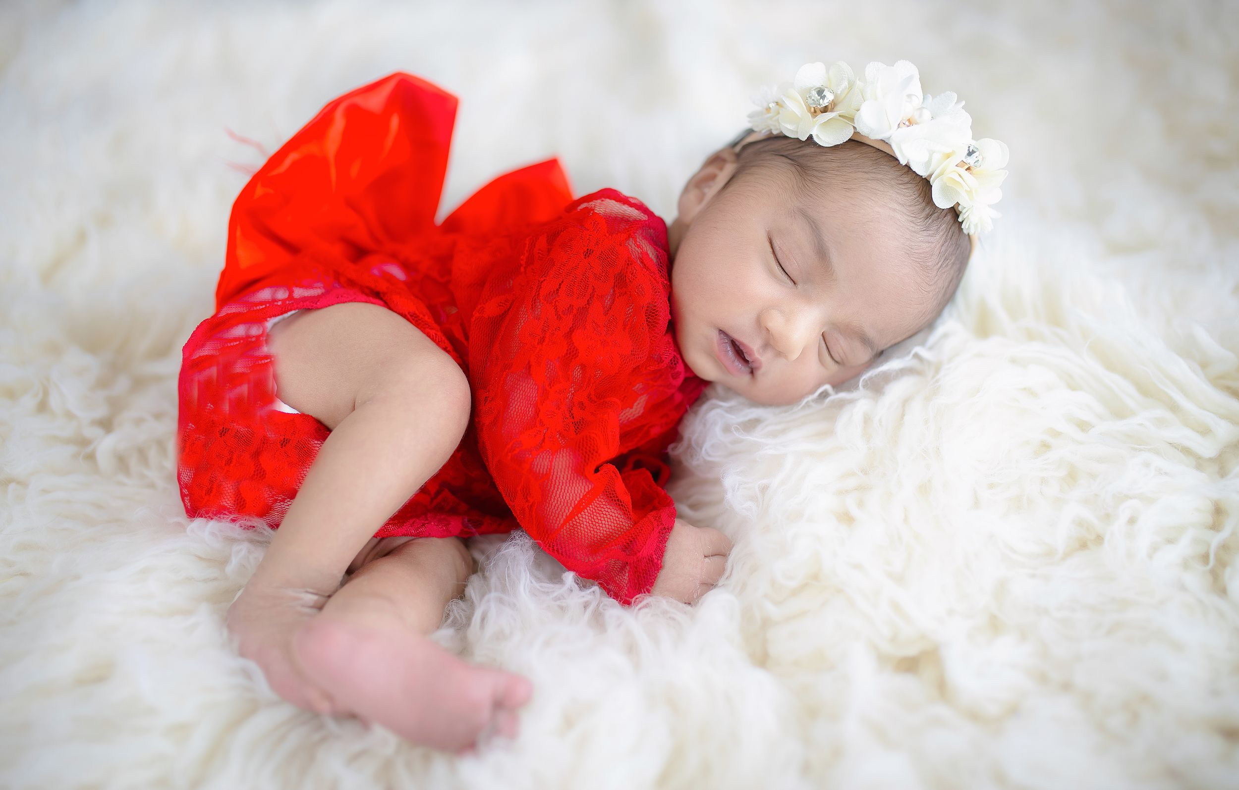 Frisco + all of Dallas - Fort Worth TX, newborn lifestyle photography by Bhaire Photography, baby curled in neutral wrap at home