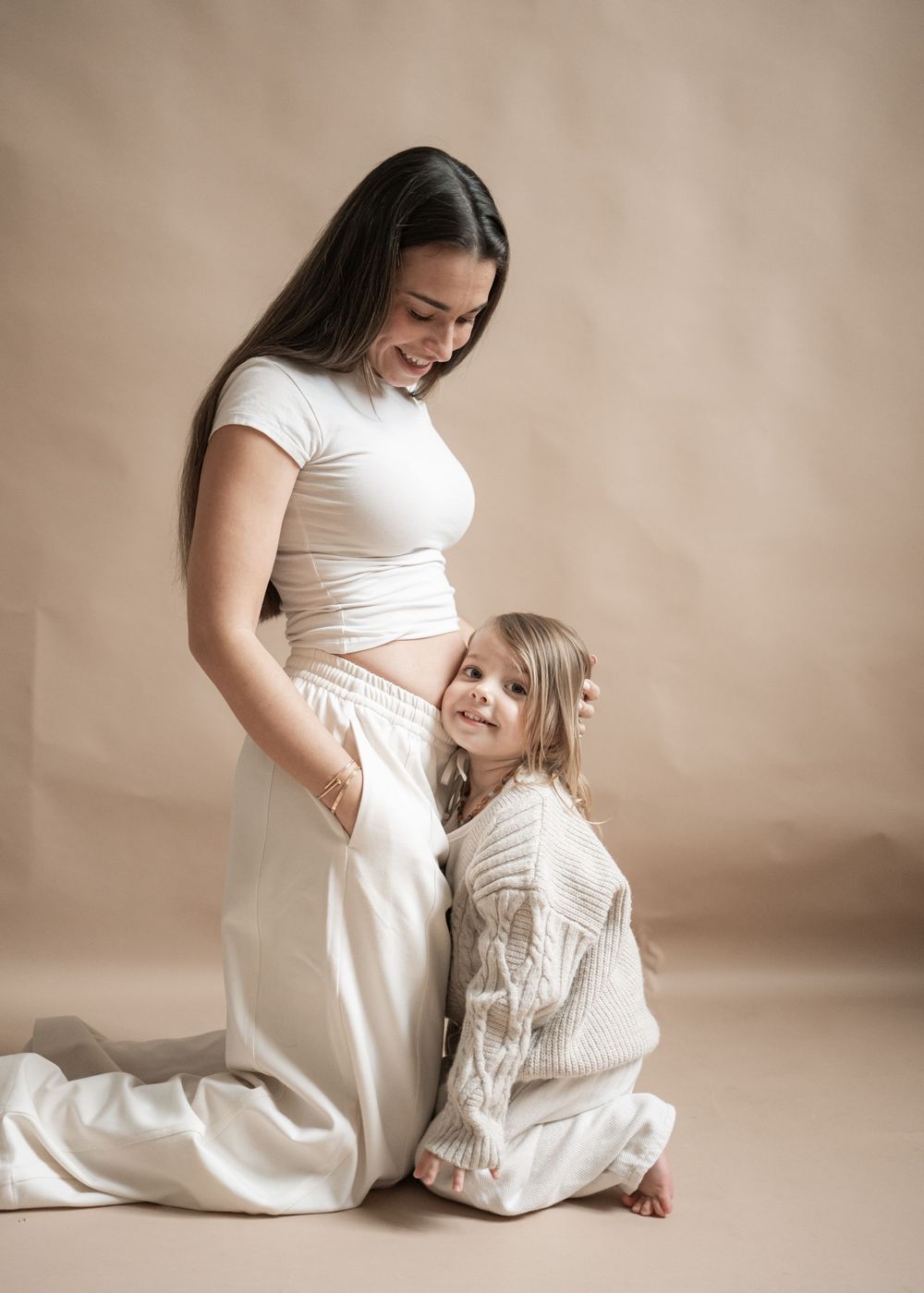 London Family portrait session toddler and pregnant mother