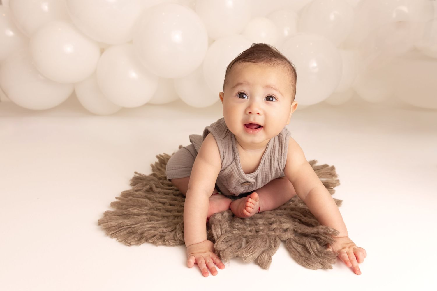 best Long Island baby photographer, Long Island sitter sessions, Long Island sitter photo shoot, best Nassau county baby photographer