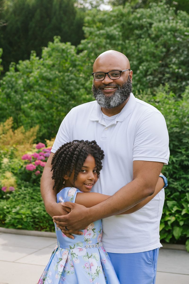 Portrait of father and daughter in Central Park, NYC family photography