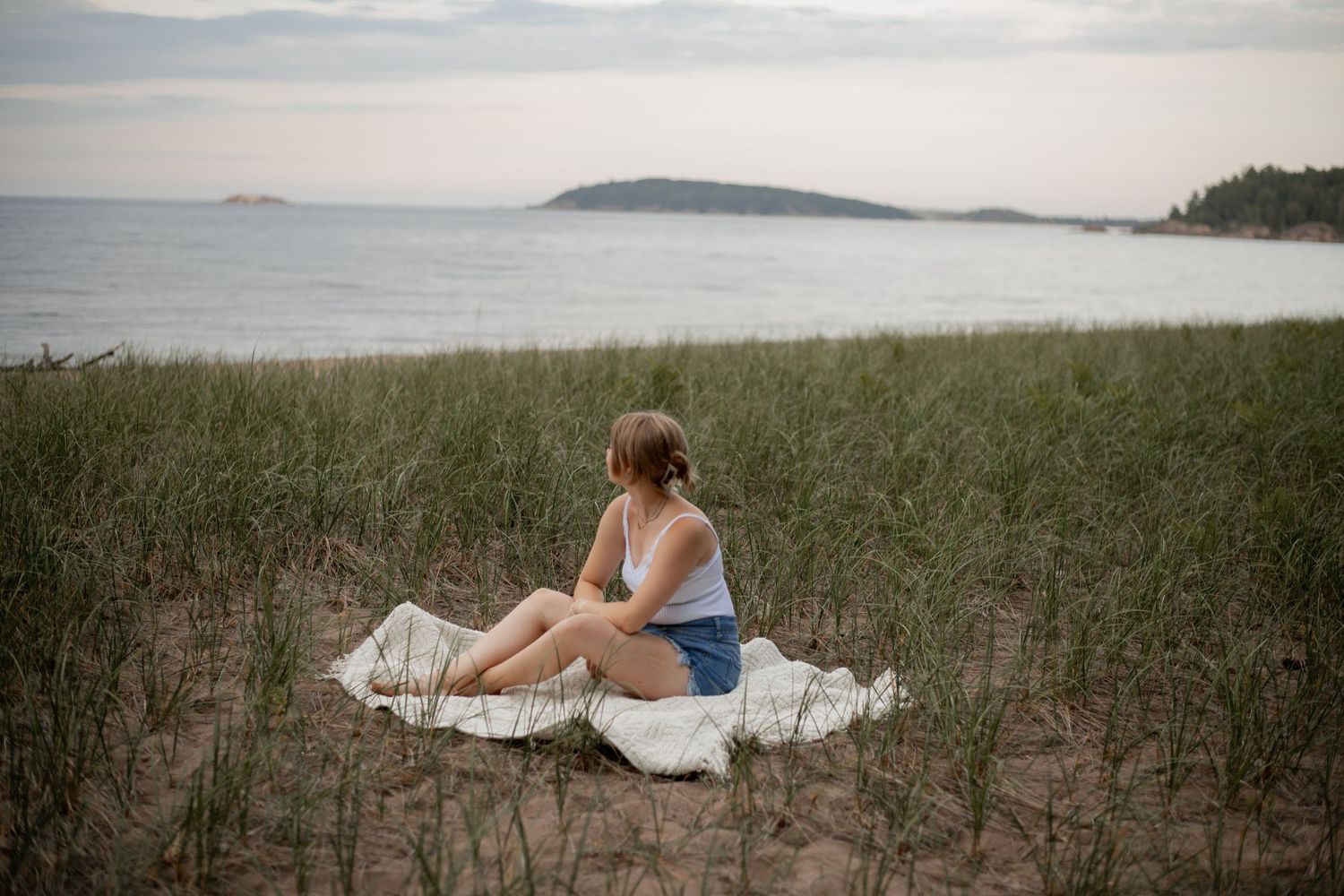 Marquette, MI Lifestyle Senior photographer - Serving the Upper Peninsula and beyond!