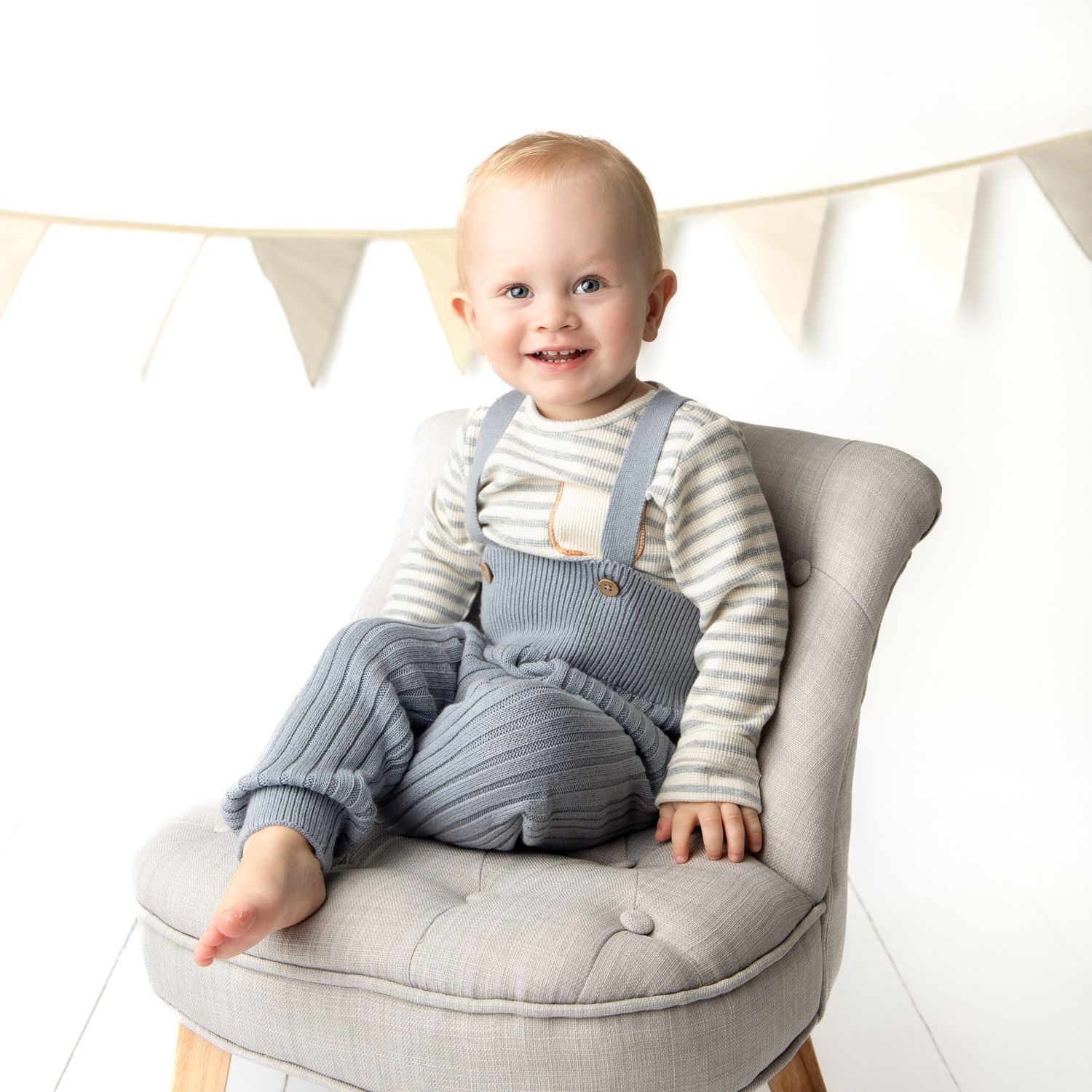 Barnfotografering. Fotograf Maria Lantz, Studio i Trekanten, Kalmar, Småland.