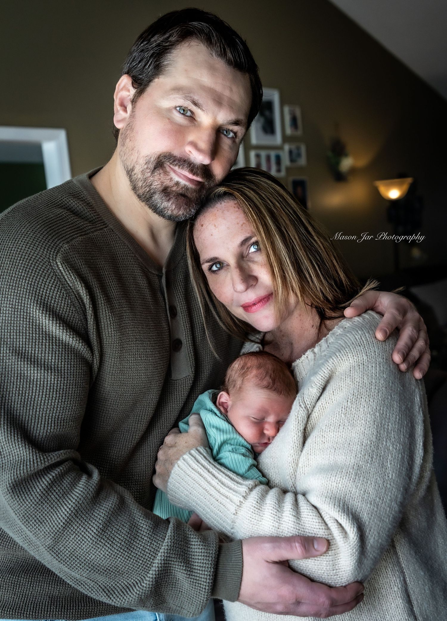 NEWBORN, IN HOME SESSIONS AND MASON JAR PHOTOGRAPHY IN LEXINGTON SC