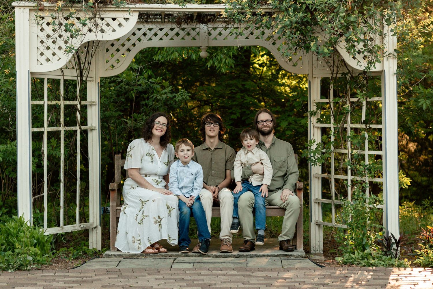 youngstown-family-photographer.jpg
mill-creek-park-family-session.jpg
youngstown-family-session.jpg
lantermans-mill-family-photos.jpg