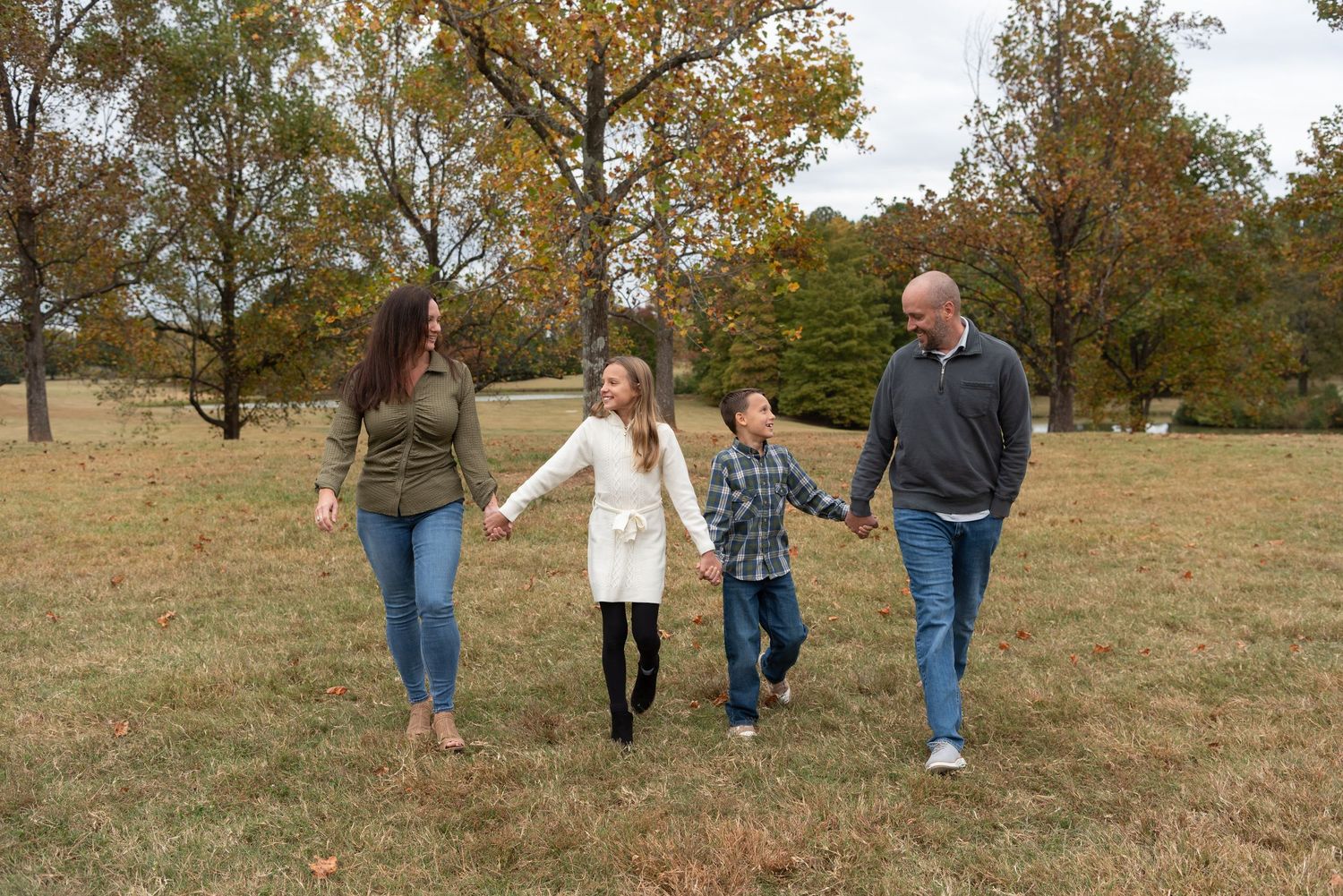 Callie Owens Photography Family Fall Photo Session Gaes 7