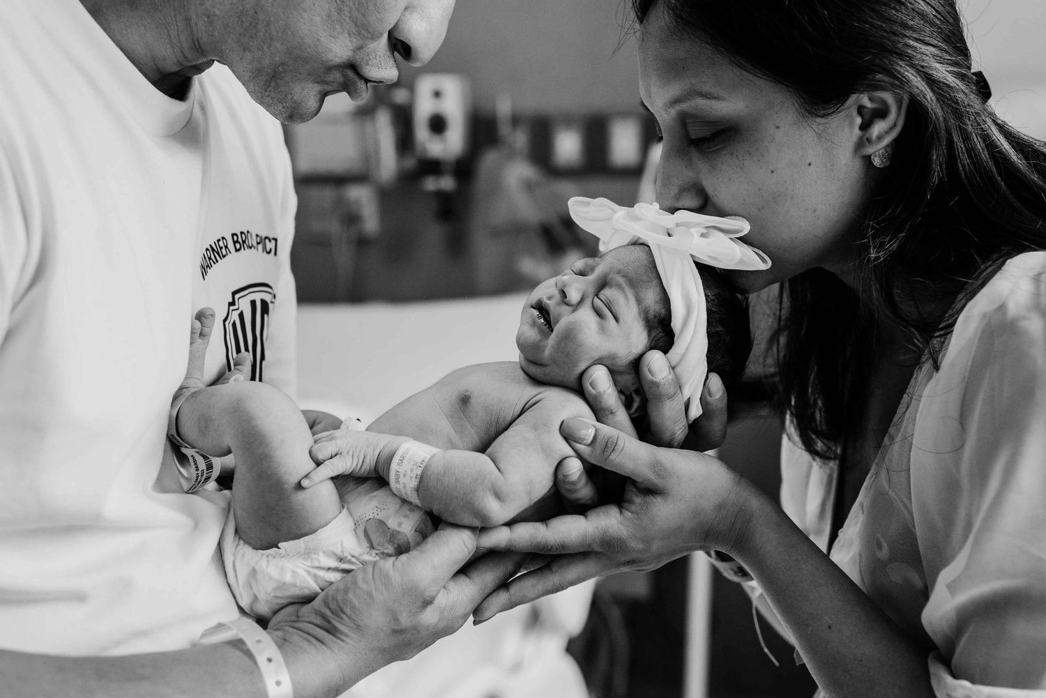 dallas-fort-worth-newborn-photographer-sophia-birth-photography-fresh-48