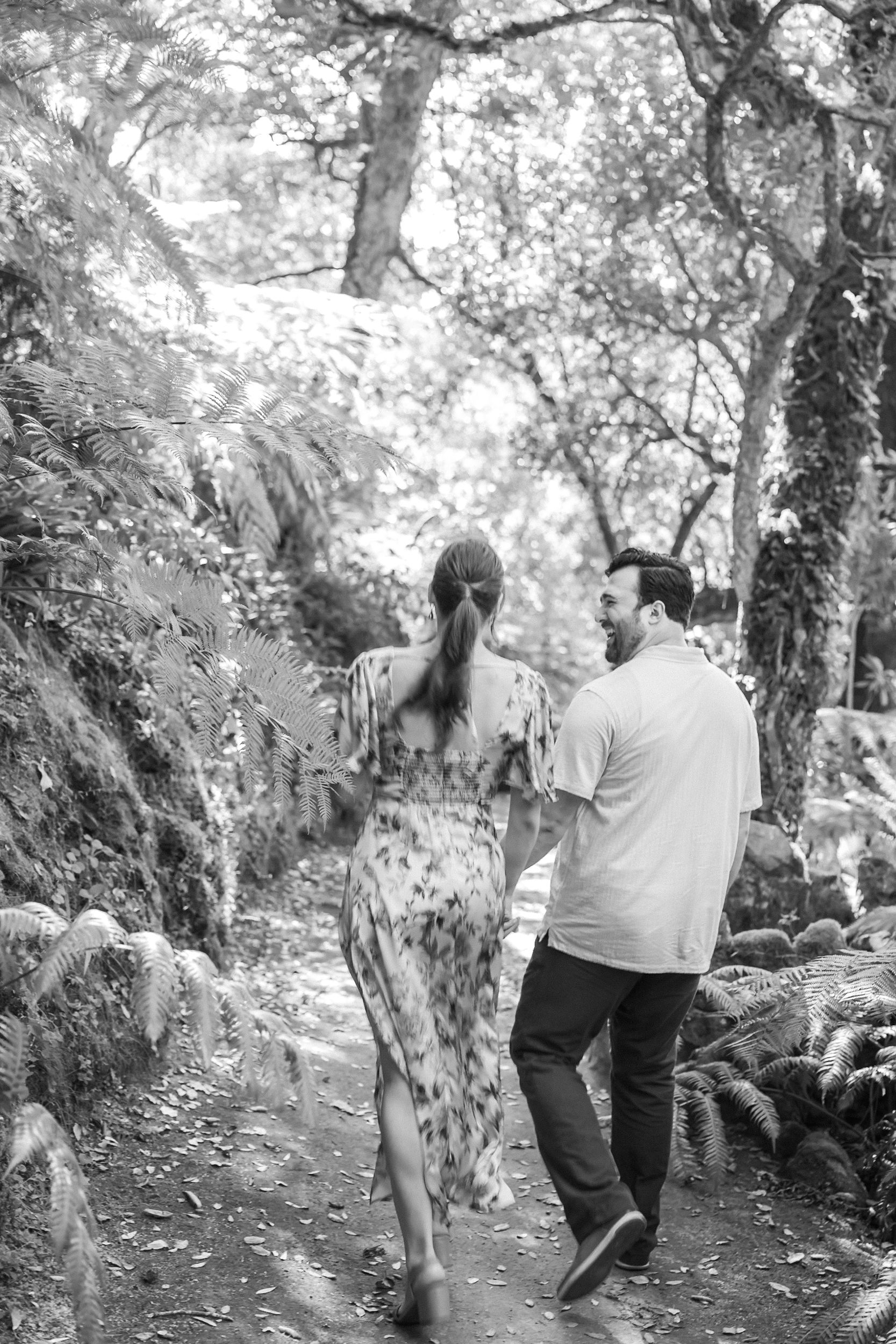 Engagement session in romantic gardens of Palácio de Monserrate Portugal