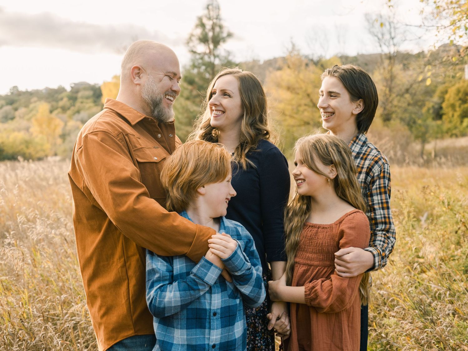 fall family photos at kay's creek parkway in Layton Utah with Michelle Deppe Photography  autumn.