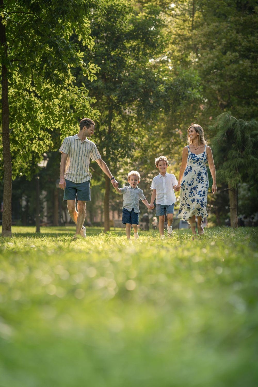Family Portraits | Philadelphia Family Lifestyle Photographer | Washington Square | Philadelphia, PA