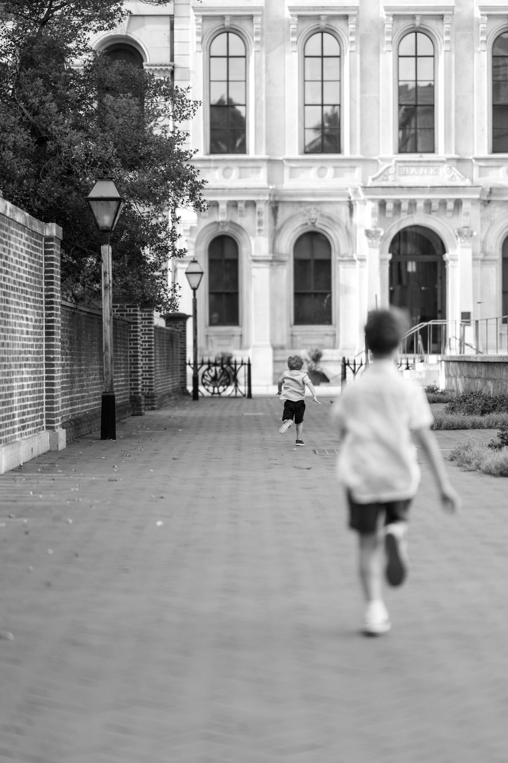 Family Portraits | Philadelphia Family Lifestyle Photographer | Washington Square | Philadelphia, PA