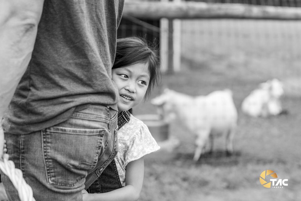 Family Portraits | Philadelphia Family Lifestyle Photographer | Washington Square | Philadelphia, PA