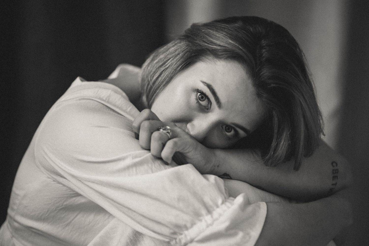 Artistic portrait session showcasing natural beauty and personality