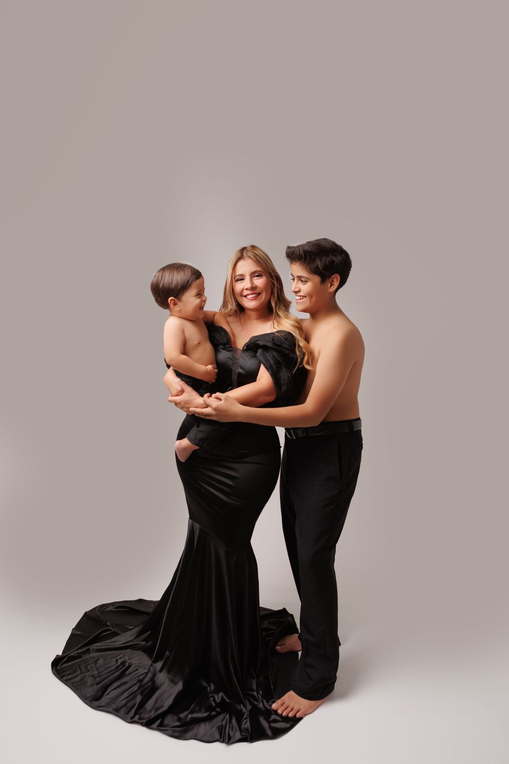 Estamos especializados en fotografía de bebés y familia