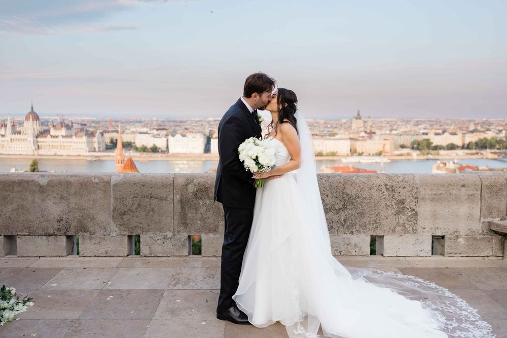 American wedding at Fisherman’s Bastion, Budapest with panoramic city views