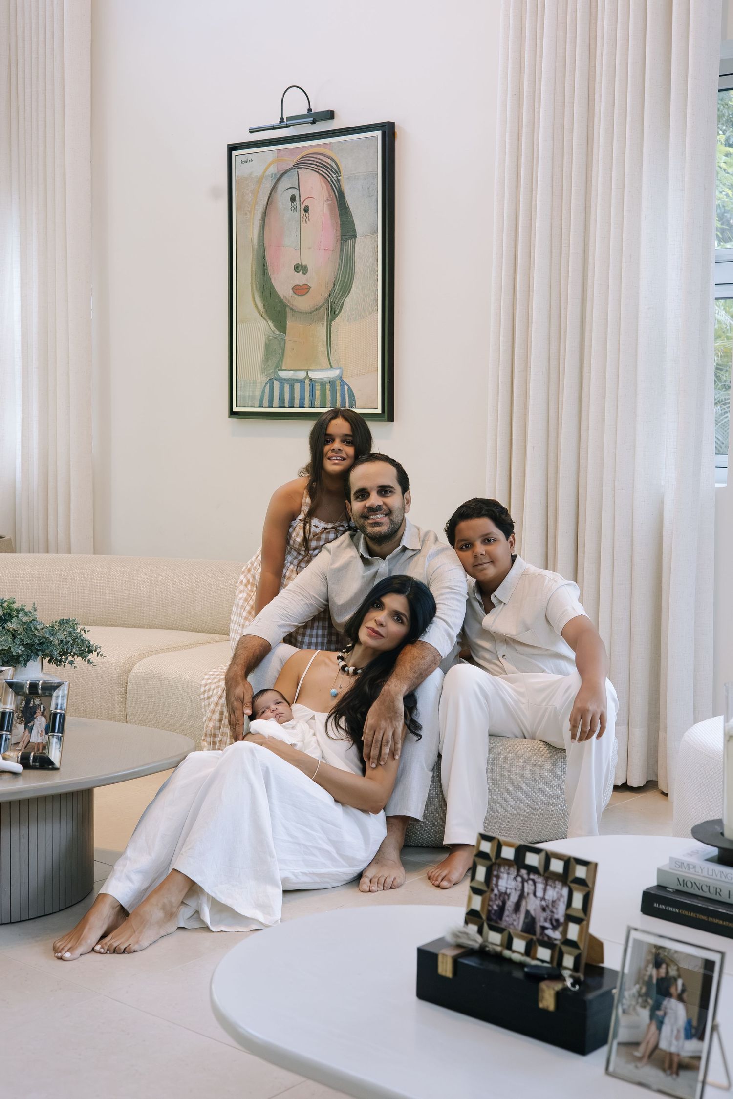Beautiful maternity photography celebrating motherhood in Punta Cana.