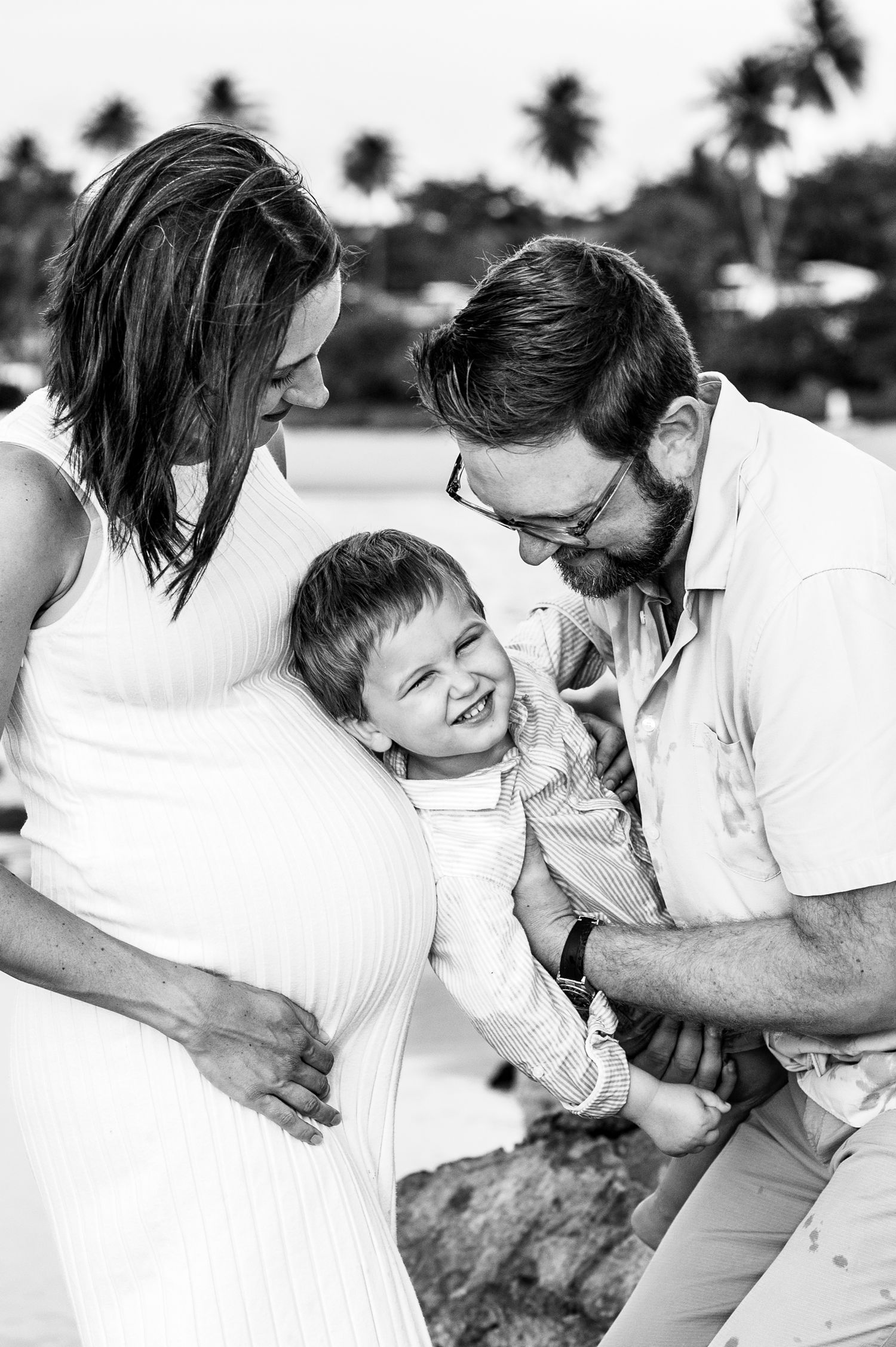 Family maternity session in Dorado Beach, Puerto Rico