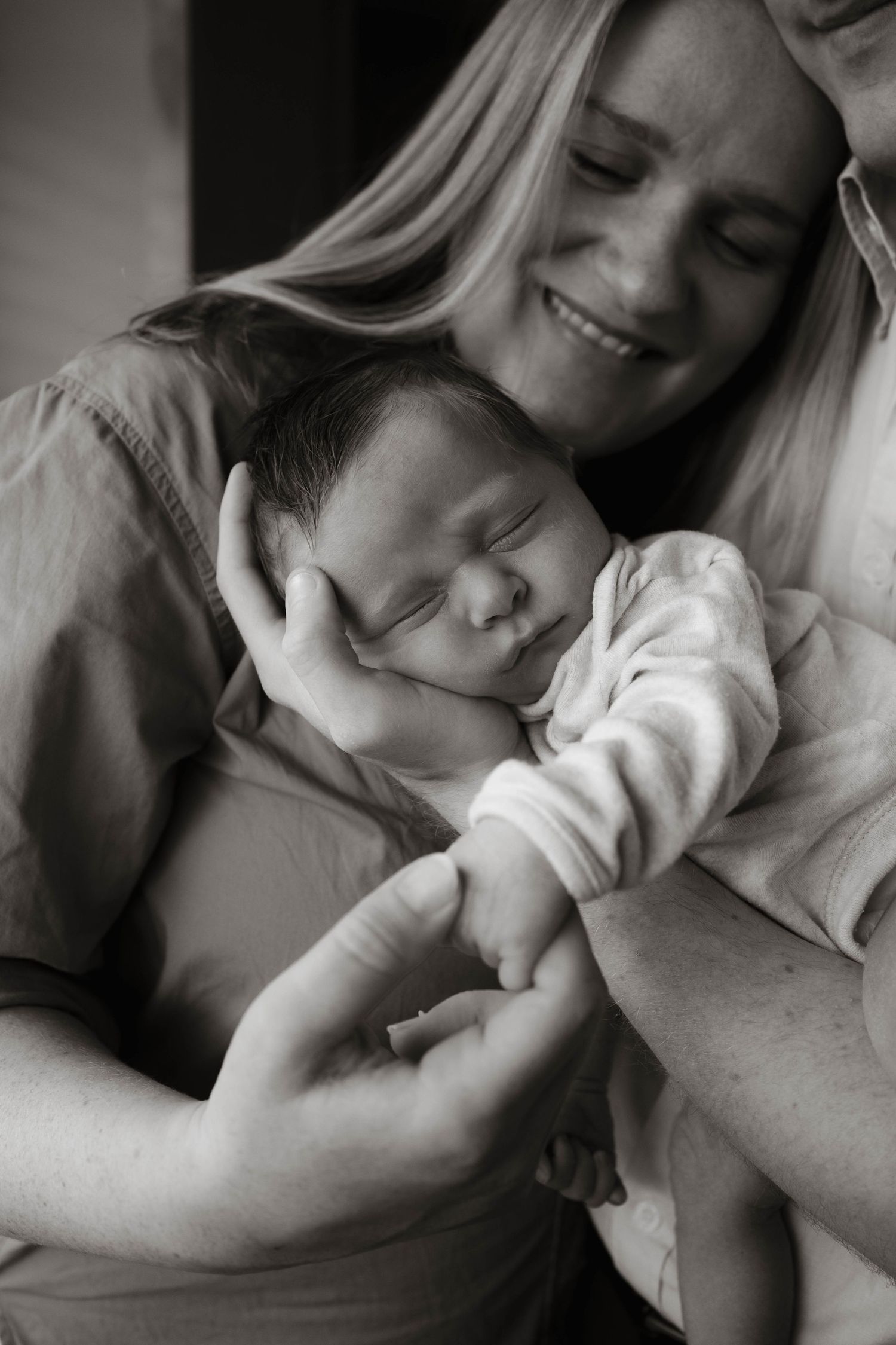 in home newborn session, newborn photographer Manchester, Manchester motherhood, Manchester Wedding photographer
