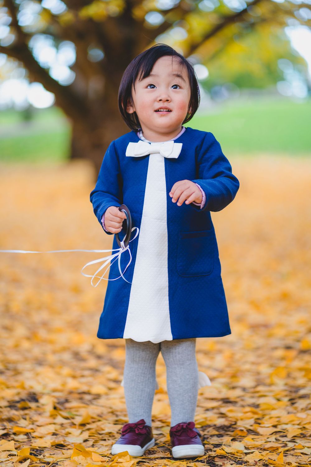 Natural kids and family lifestyle photography at One Tree Hill, captured by an Auckland family photographer.