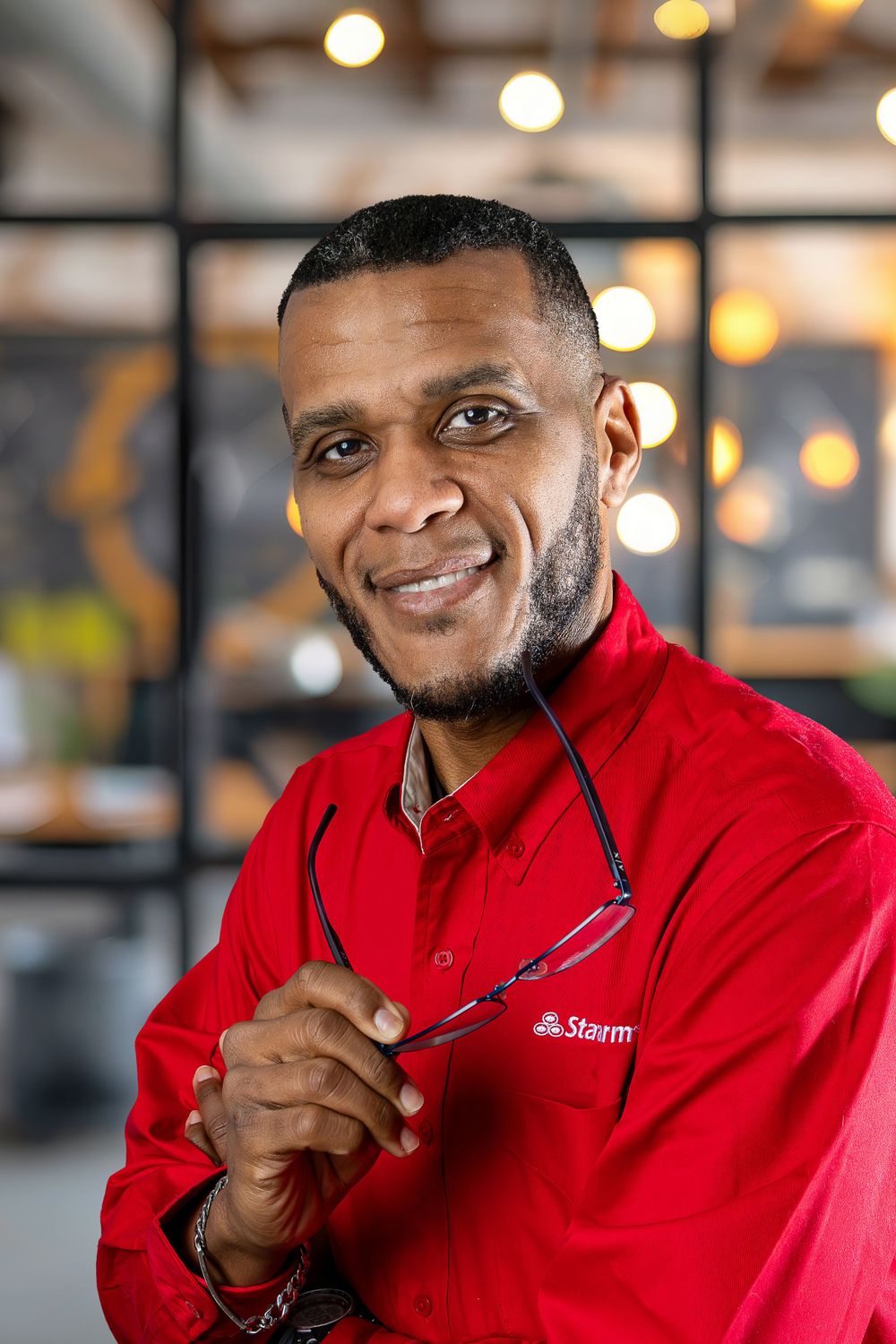 professional headshots suzi gibson photography maryland dmv
