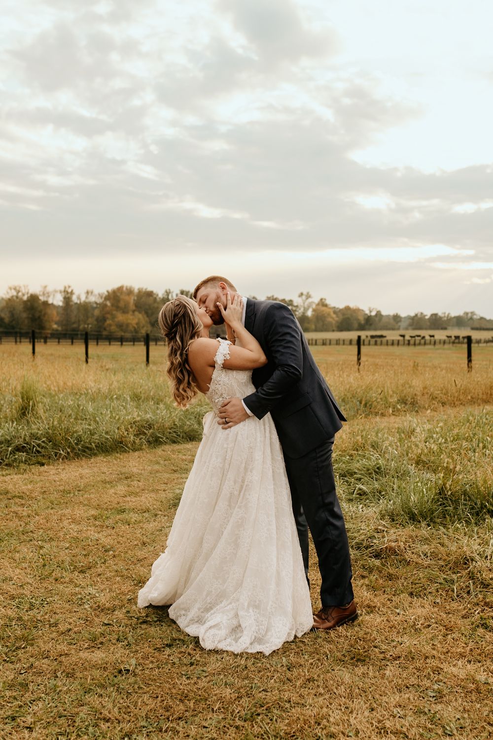 Photograph of bridal portraits at the Wild Daisy Farm in Molena, Georgia.
