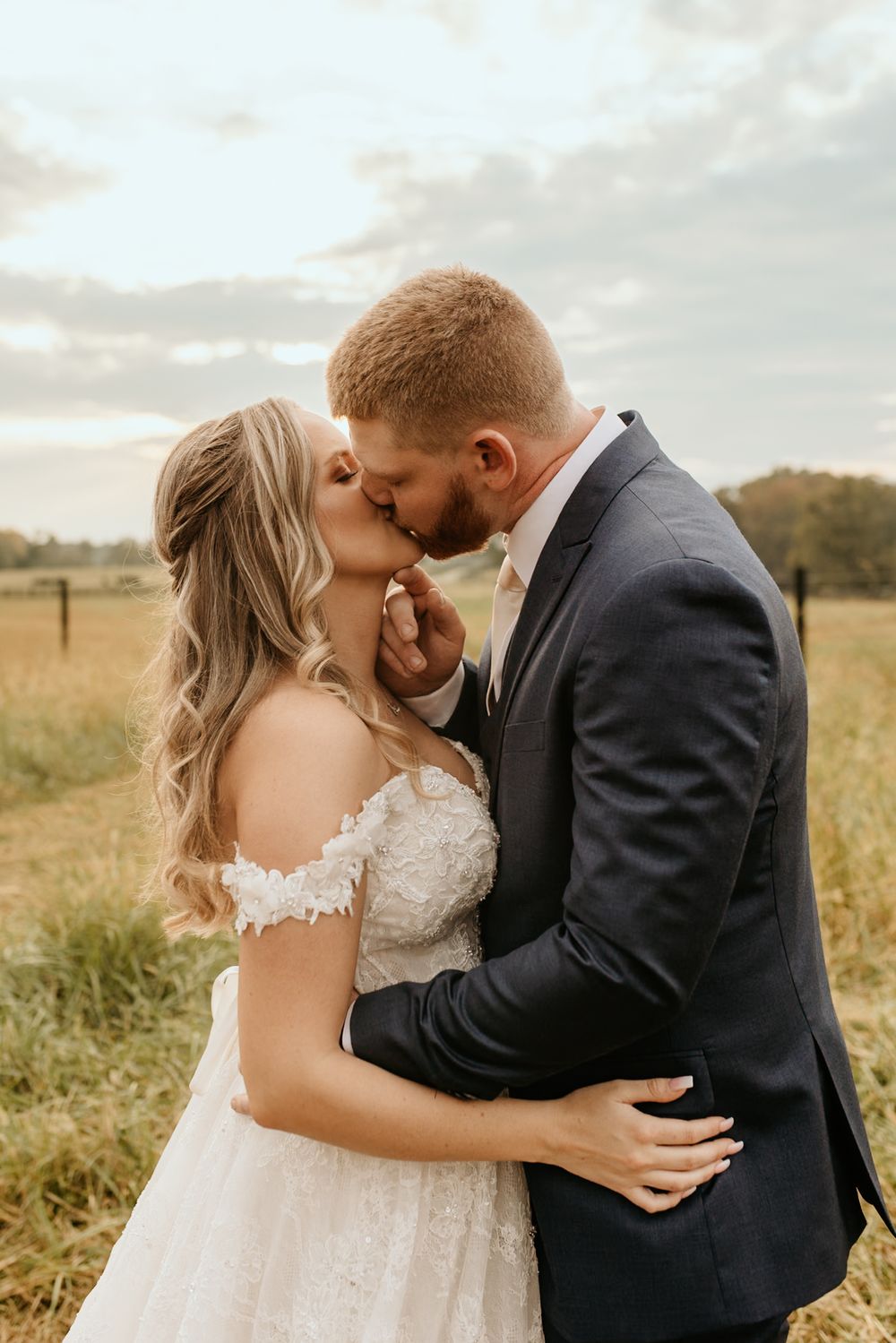 Photograph of bridal portraits at the Wild Daisy Farm in Molena, Georgia.
