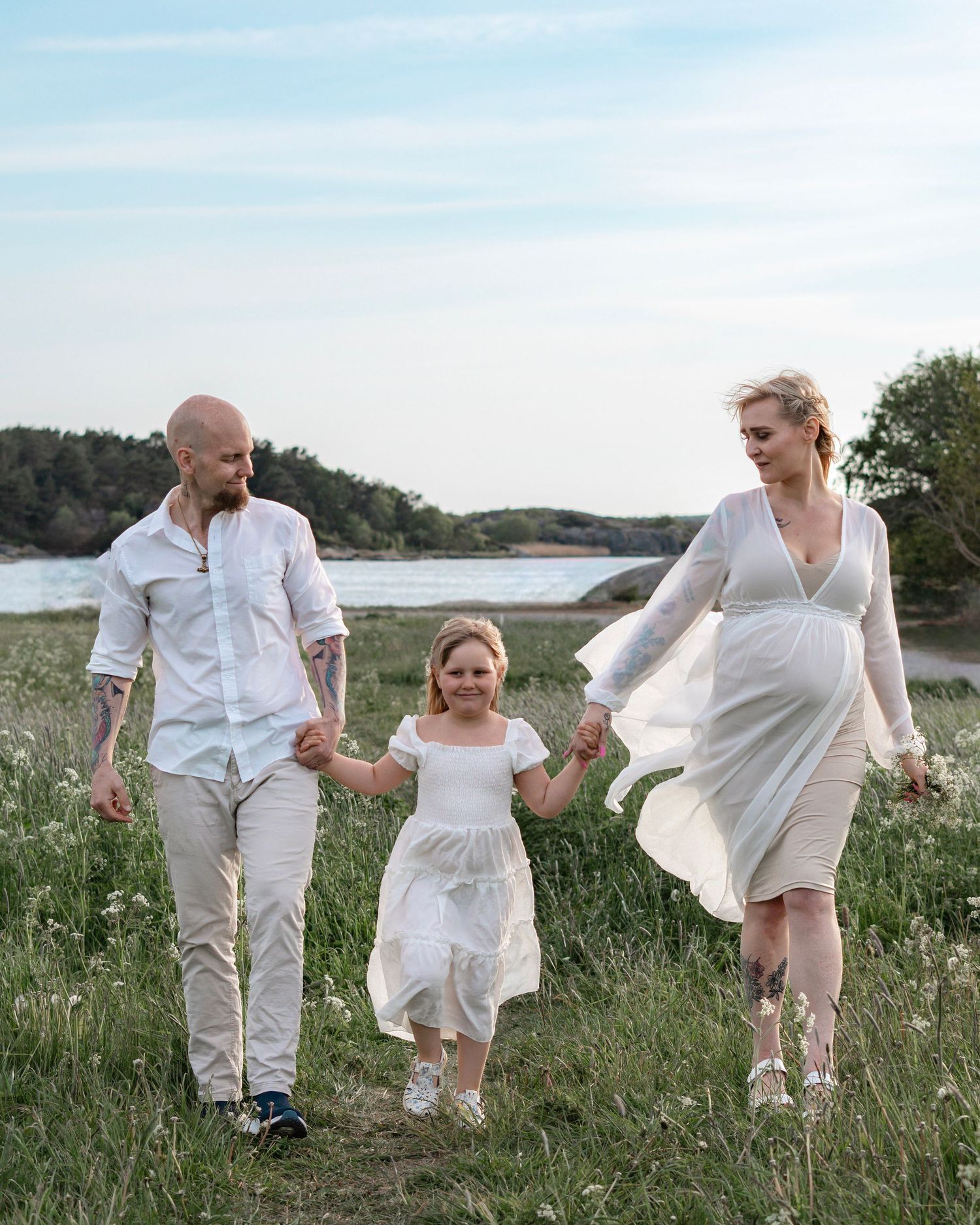 Mysig familjefotografering i naturen