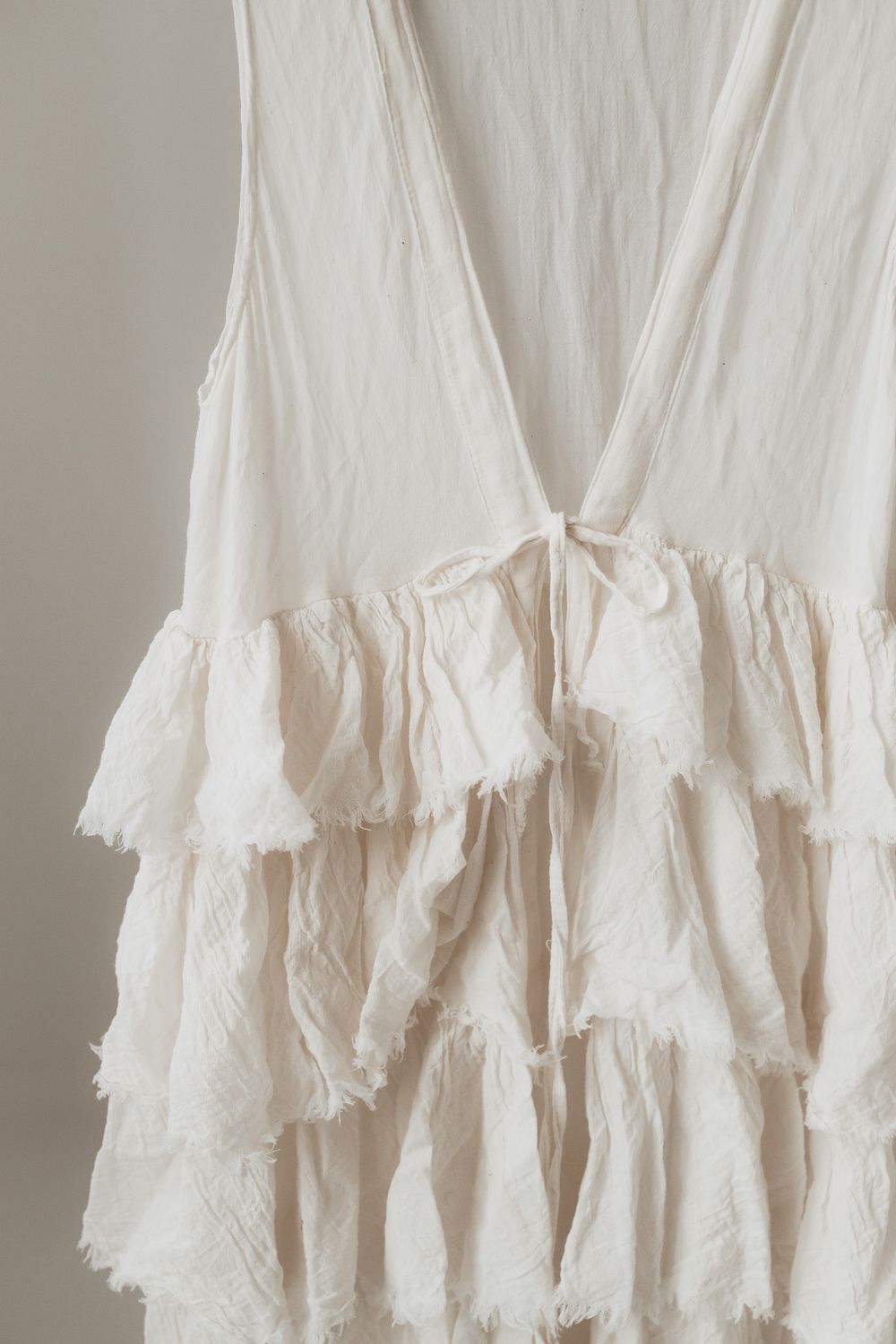 Boho-tyylinen maksimekko – Studiokuvauksen lainavaatteet M-XL | Lempi Visuals