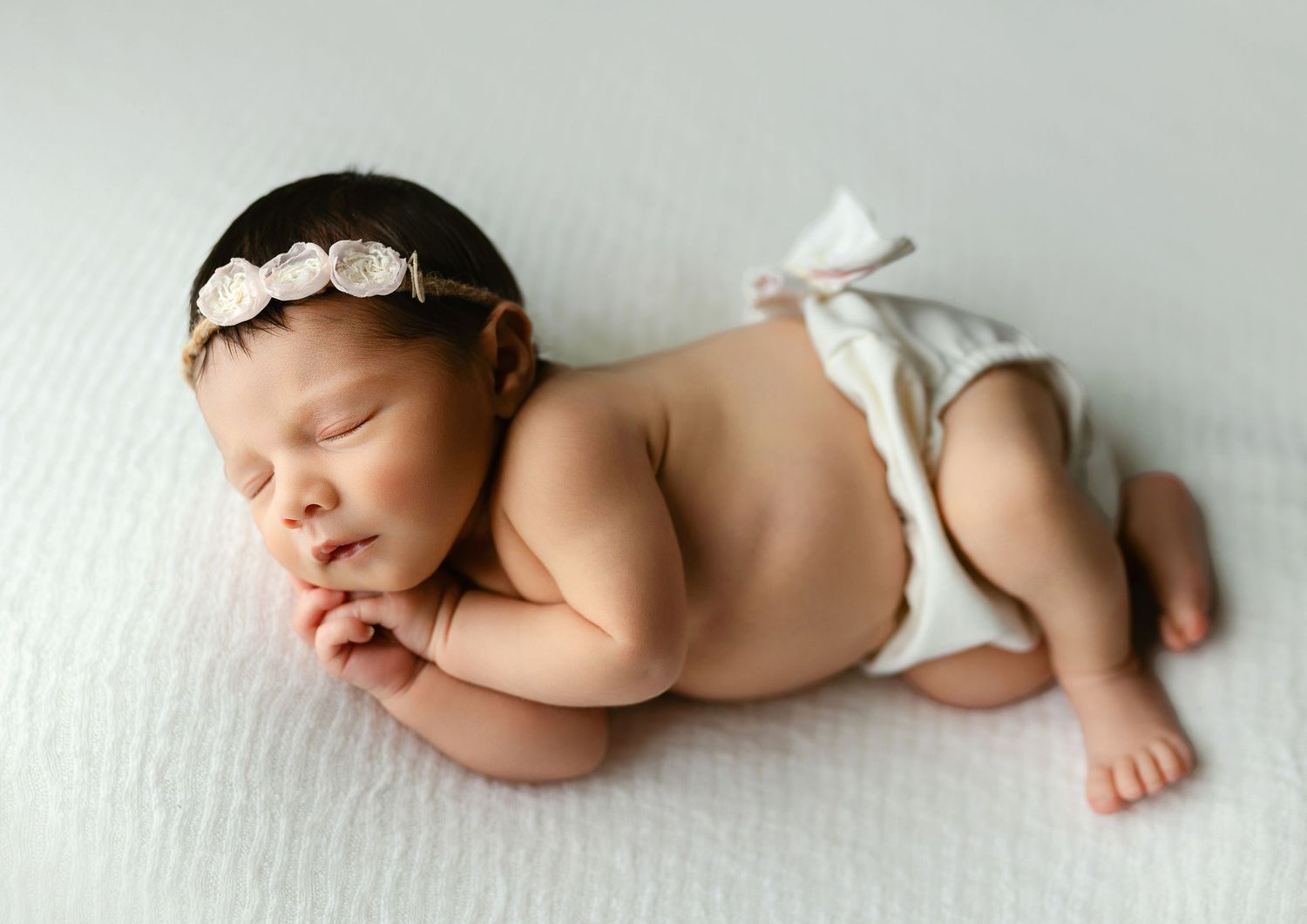 Side lying newborn. Greenville newborn photographer, Easley newborn photographer, Upstate newborn photographer, Greenville newborn