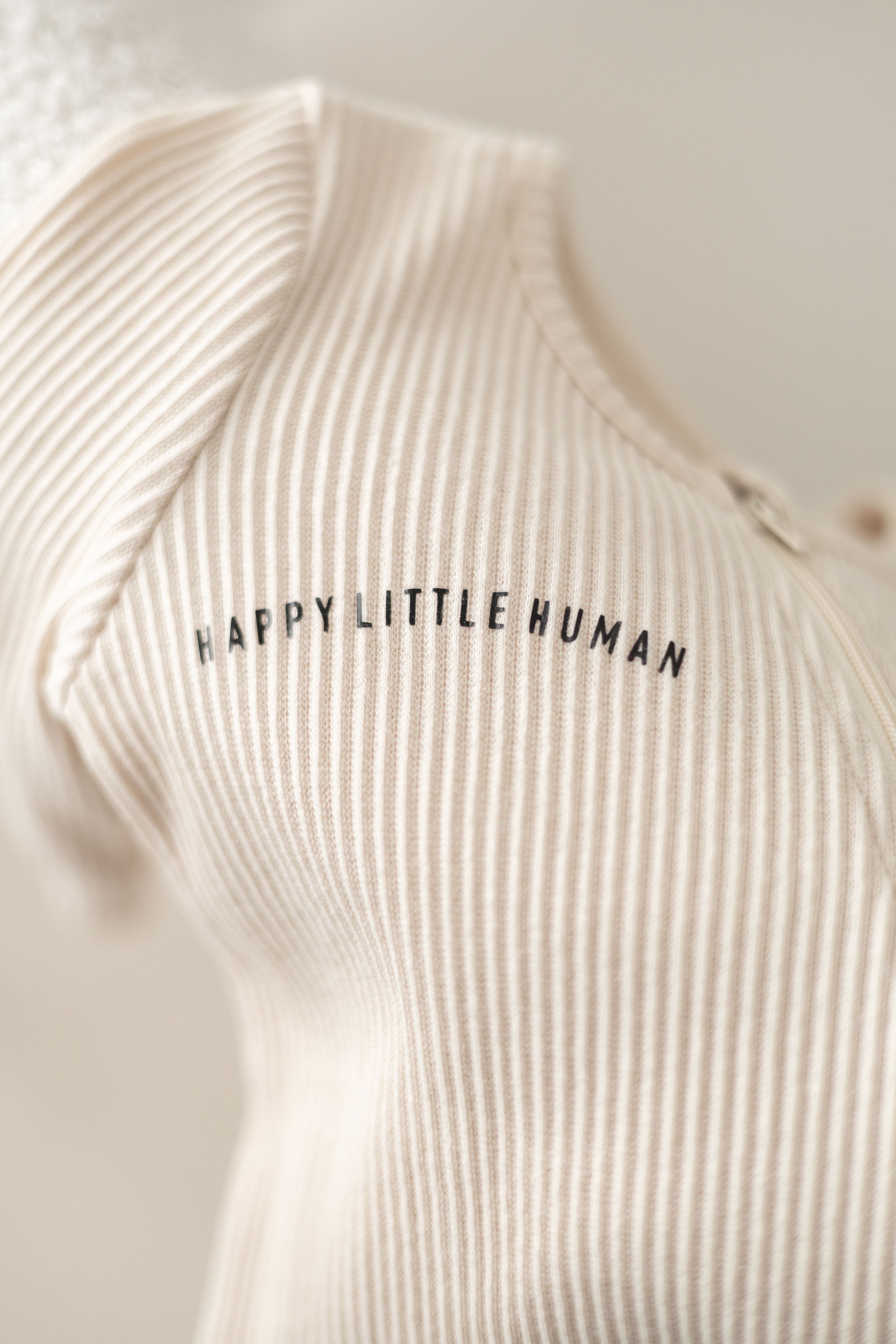 neutral newborn outfit Nottingham baby photography studio clothing