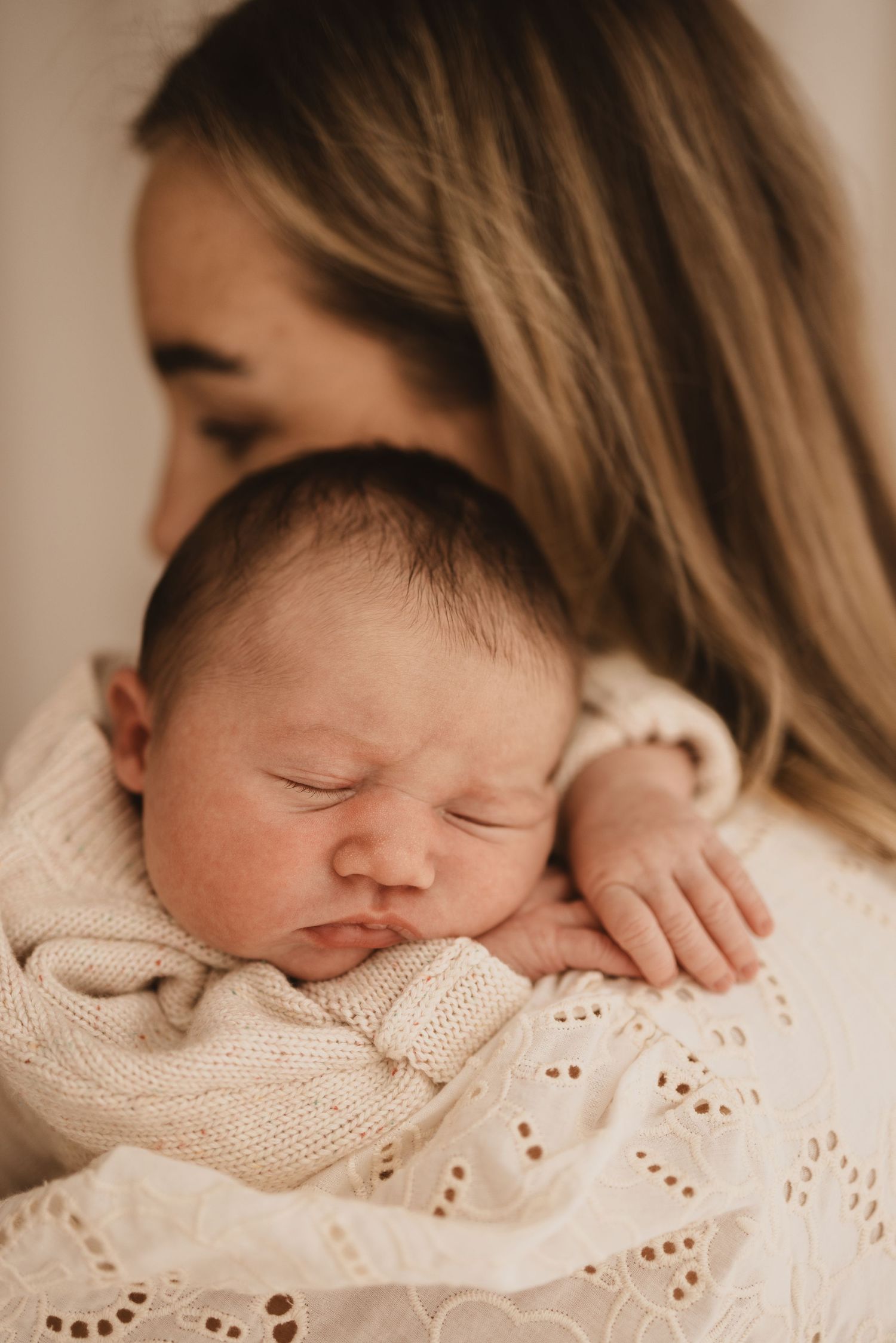 Geelong Lara Torquay Ocean Grove Barwon Heads newborn maternity pregnancy family motherhood couples photographer photography photoshoot