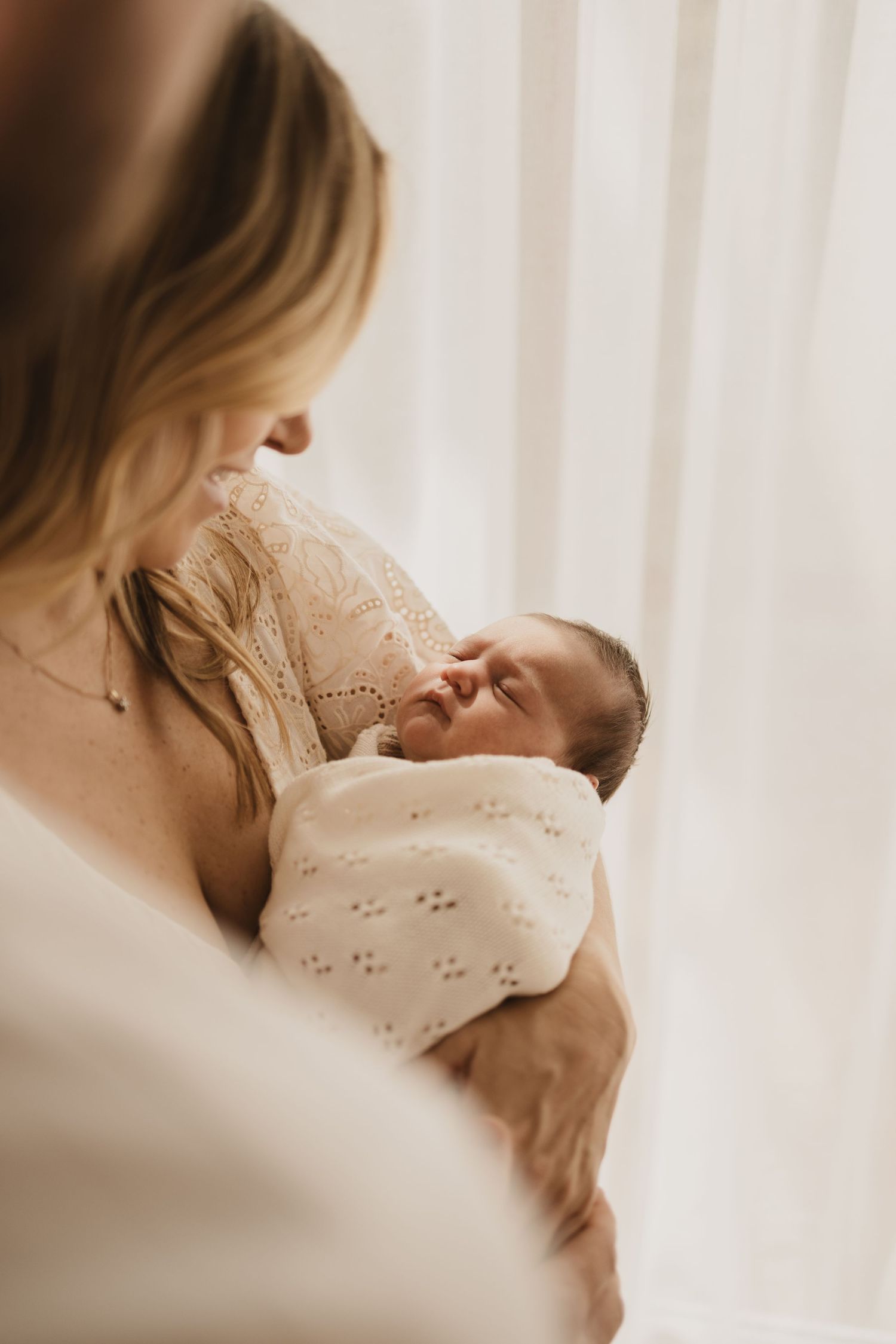 Geelong Lara Torquay Ocean Grove Barwon Heads newborn maternity pregnancy family motherhood couples photographer photography photoshoot