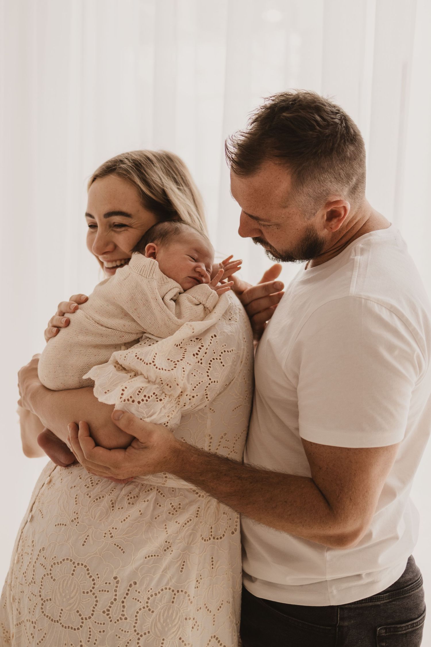 Geelong Lara Torquay Ocean Grove Barwon Heads newborn maternity pregnancy family motherhood couples photographer photography photoshoot